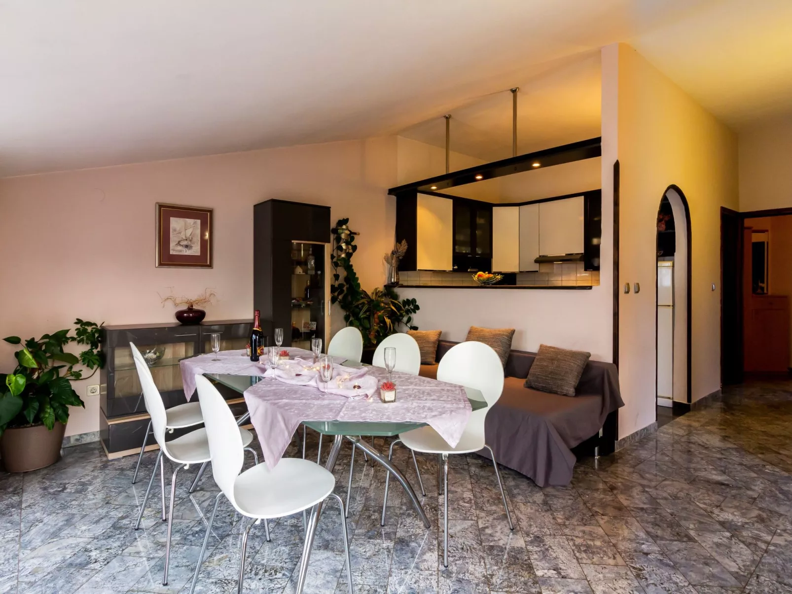 Ferienappartement Edi mit zwei Balkonen-Binnen