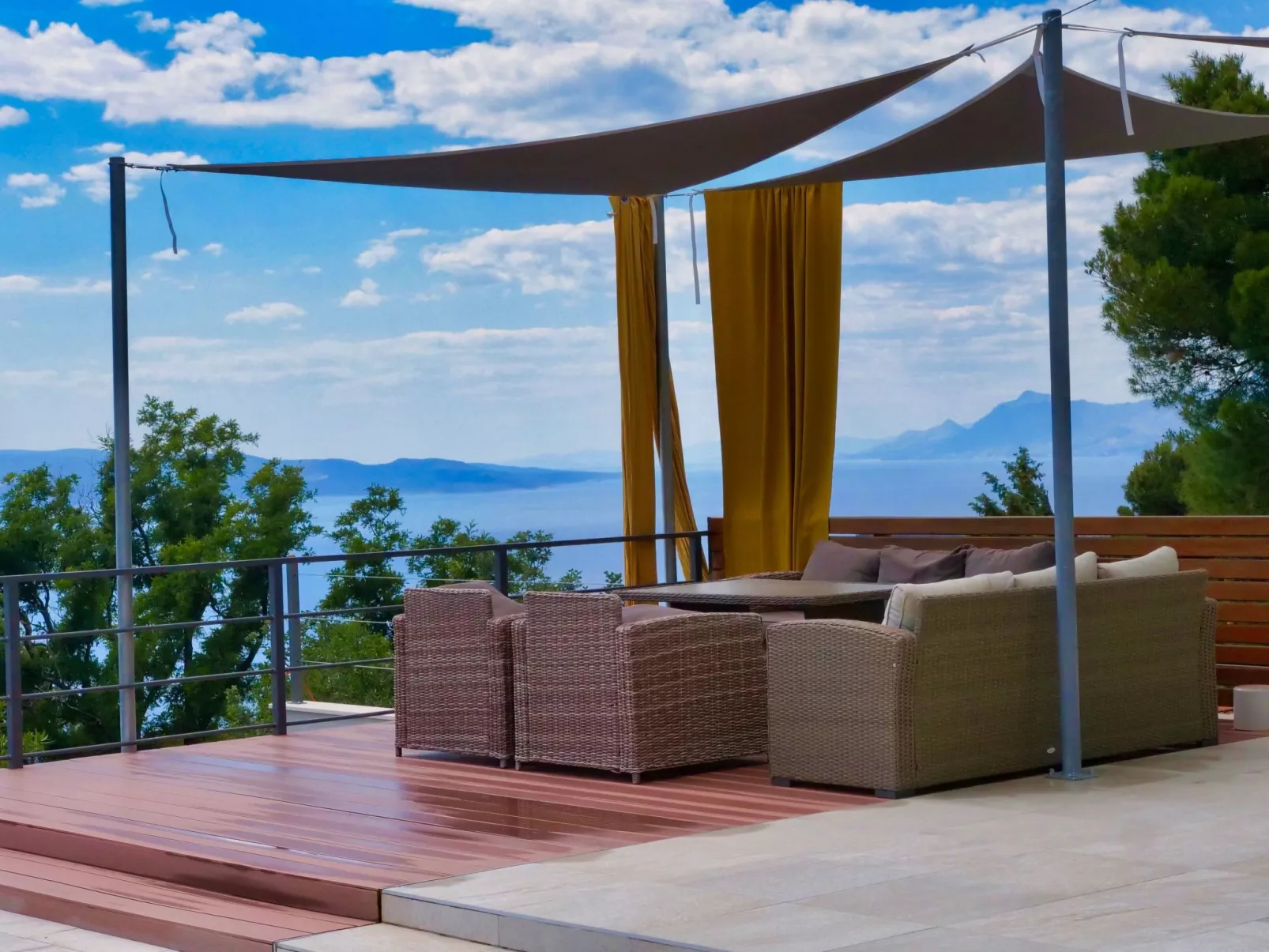 In Šimići mit Privatem Pool-Binnen