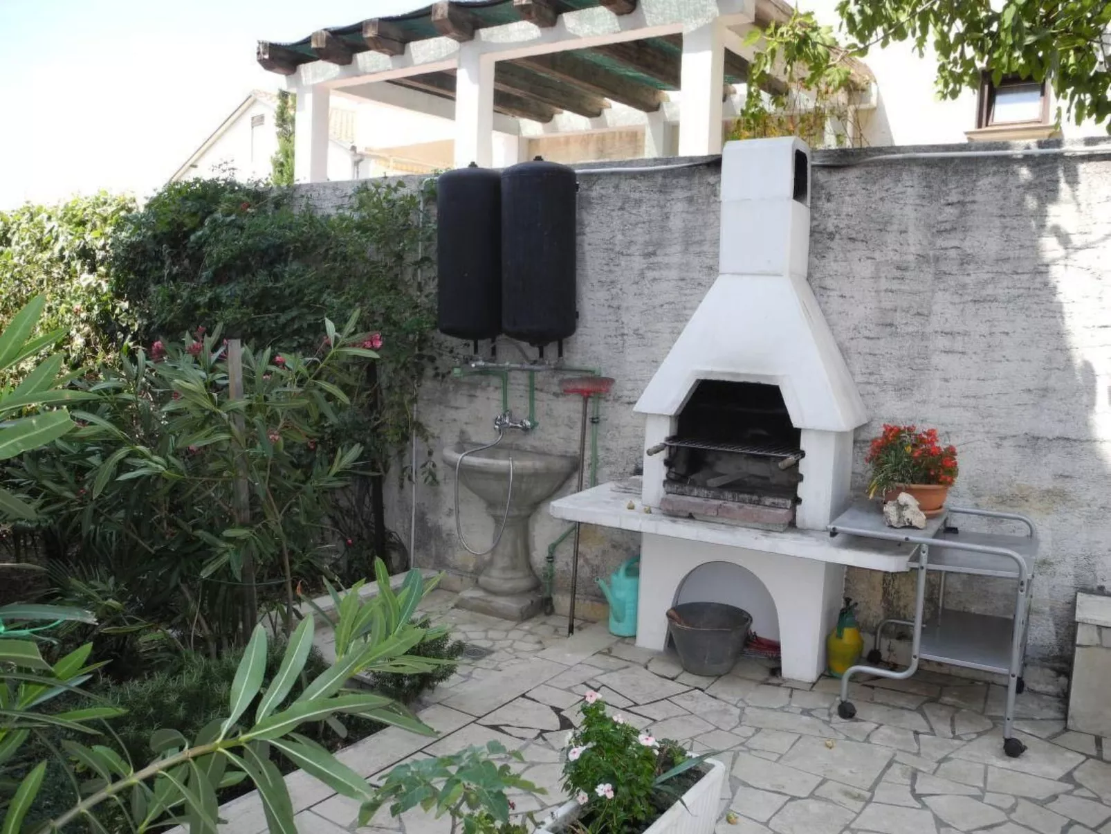 Wohnung in Selce für 6 Personen mit Meerblick-Buiten