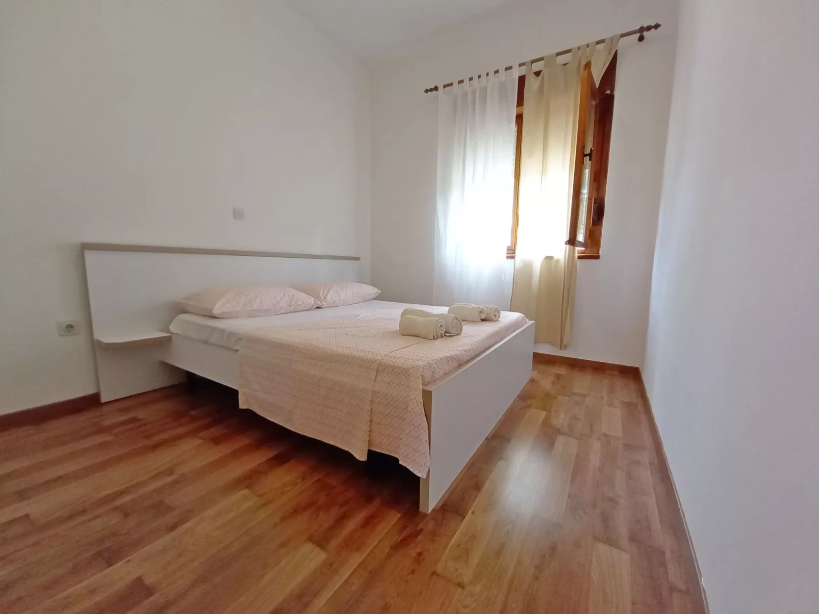 Haus in Sveti Kirin mit Privatem Pool, 4 Schlafzimmer-Binnen