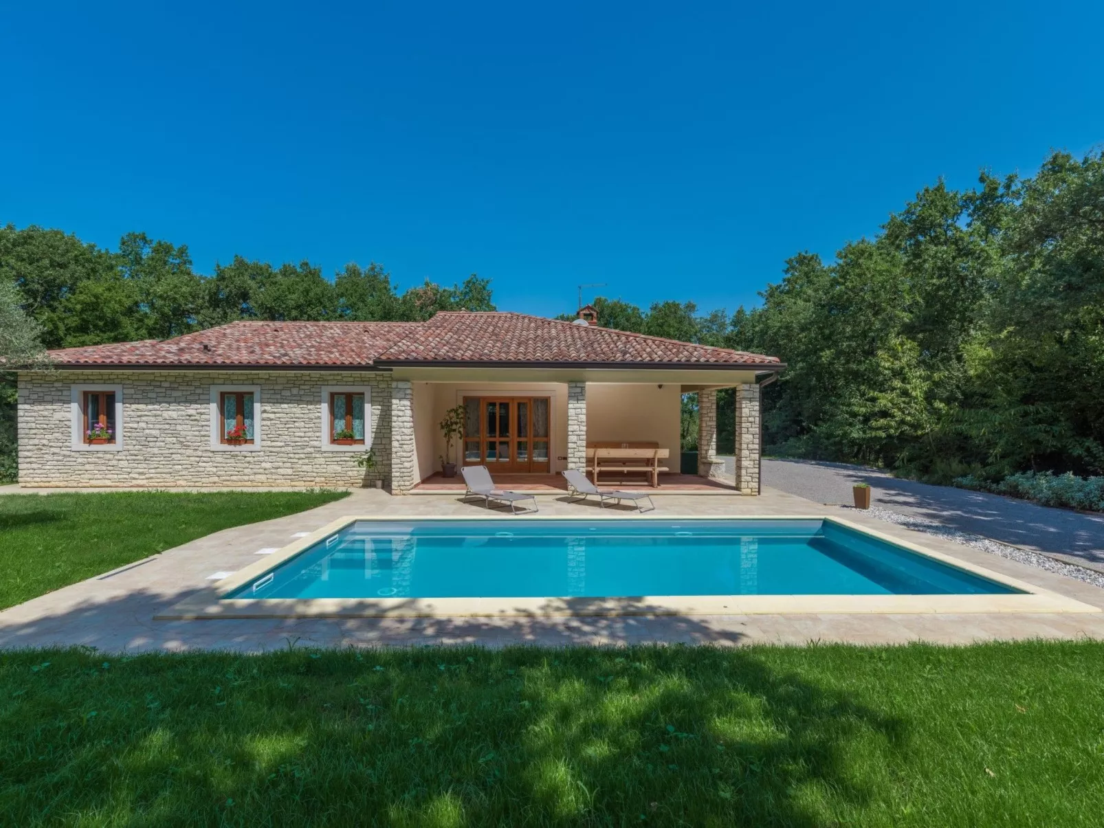 Mit Privatpool für 6 Personen ca. 70 m&sup2; in Juricani, Istrien (Umag und Umg-Buiten