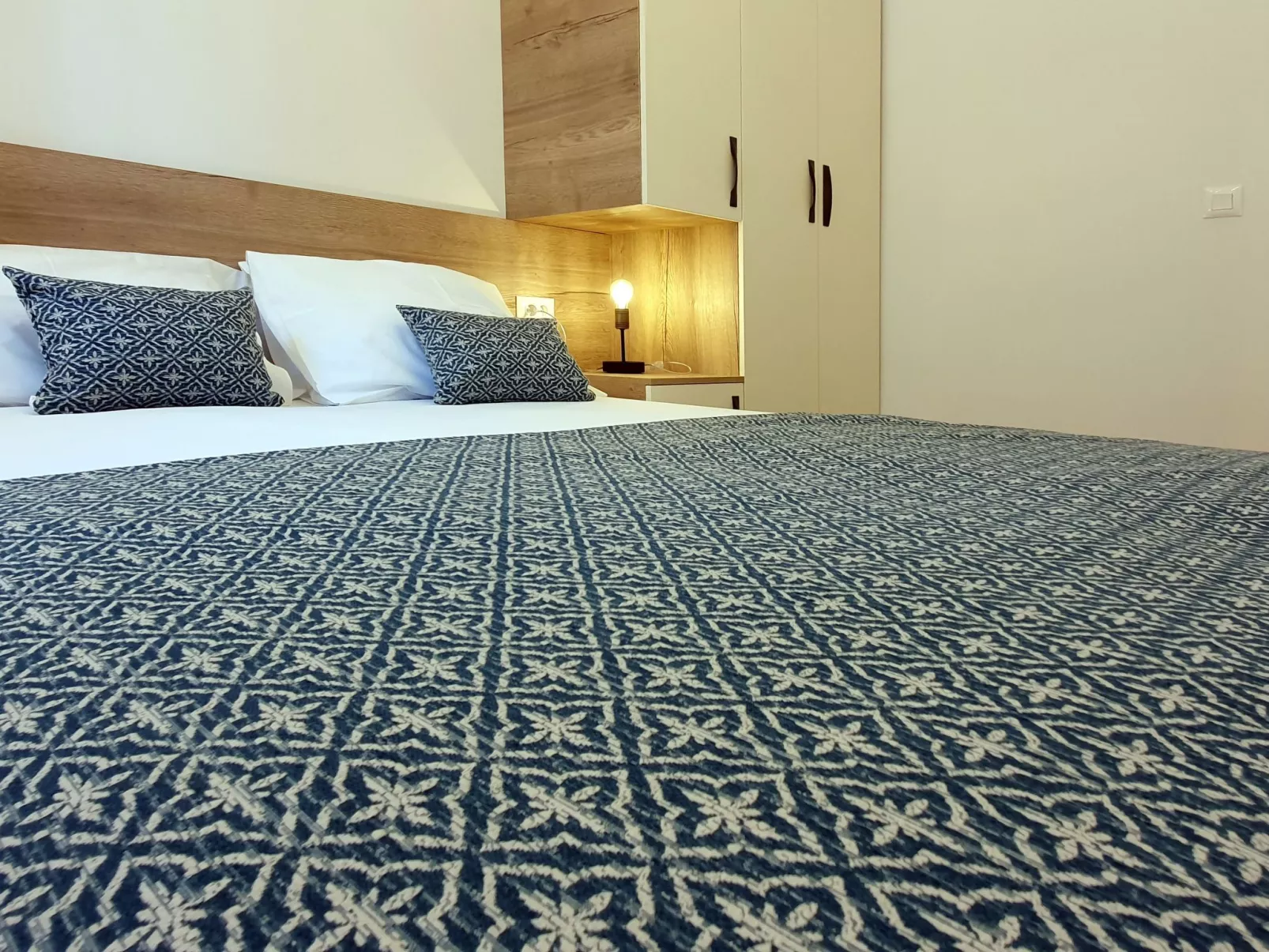 Geräumiges Ferienhaus in Omiš mit Privatem Pool-Binnen