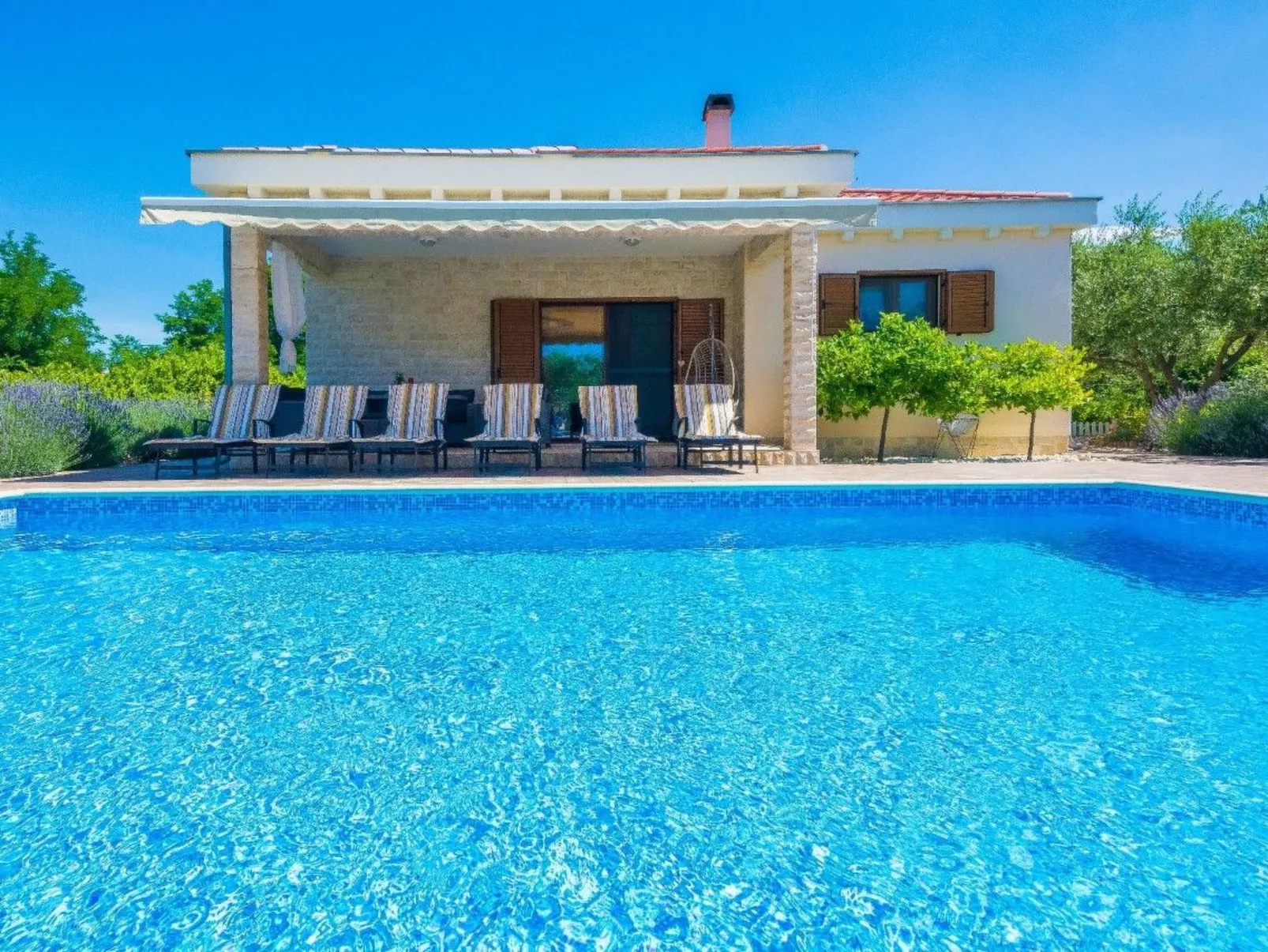 Villa Mia mit beheiztem Pool -von TA Leut Agency-Image-tags.info