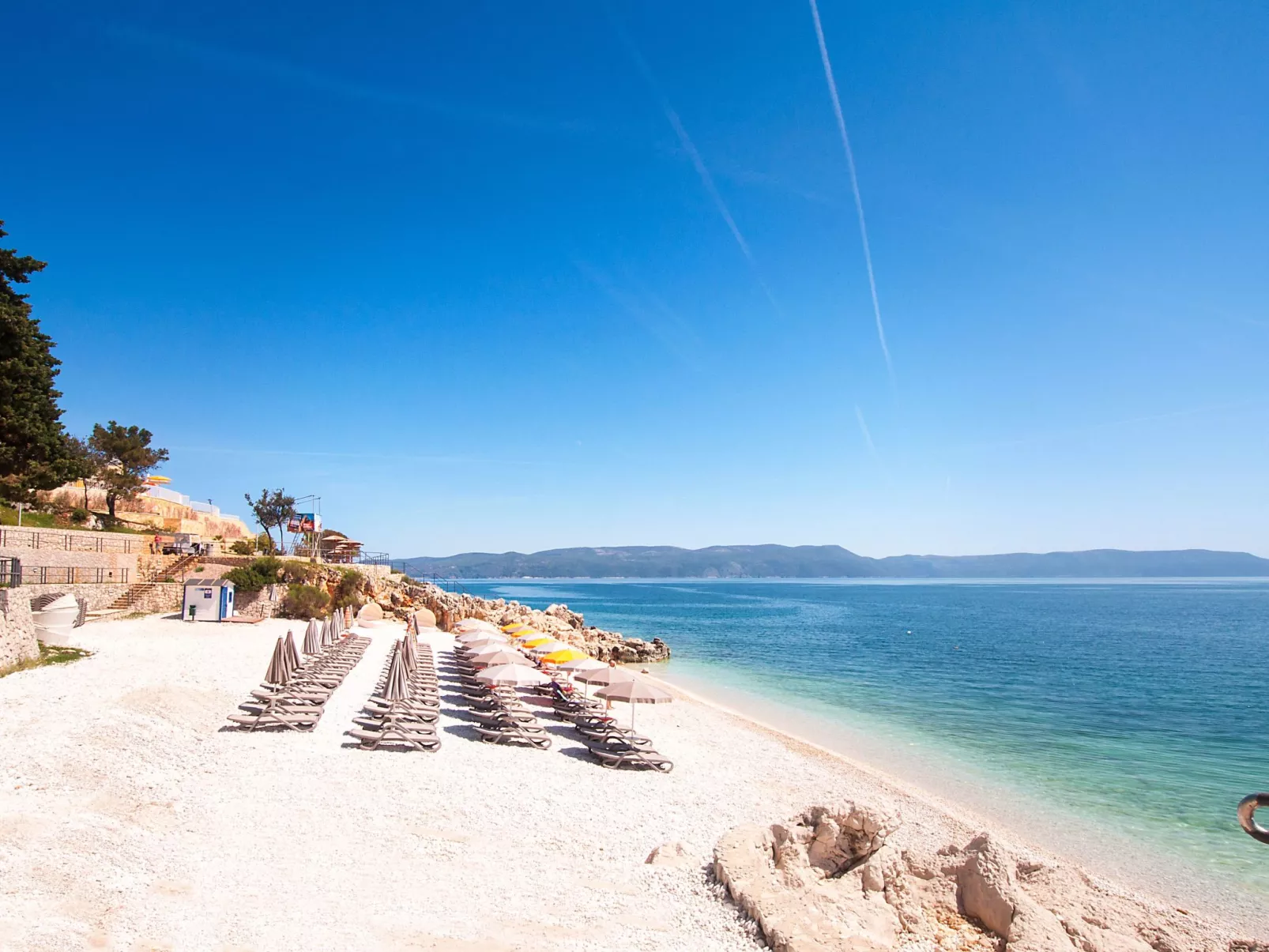 Modernes Apartment mit zwei Schlafzimmern-Buiten