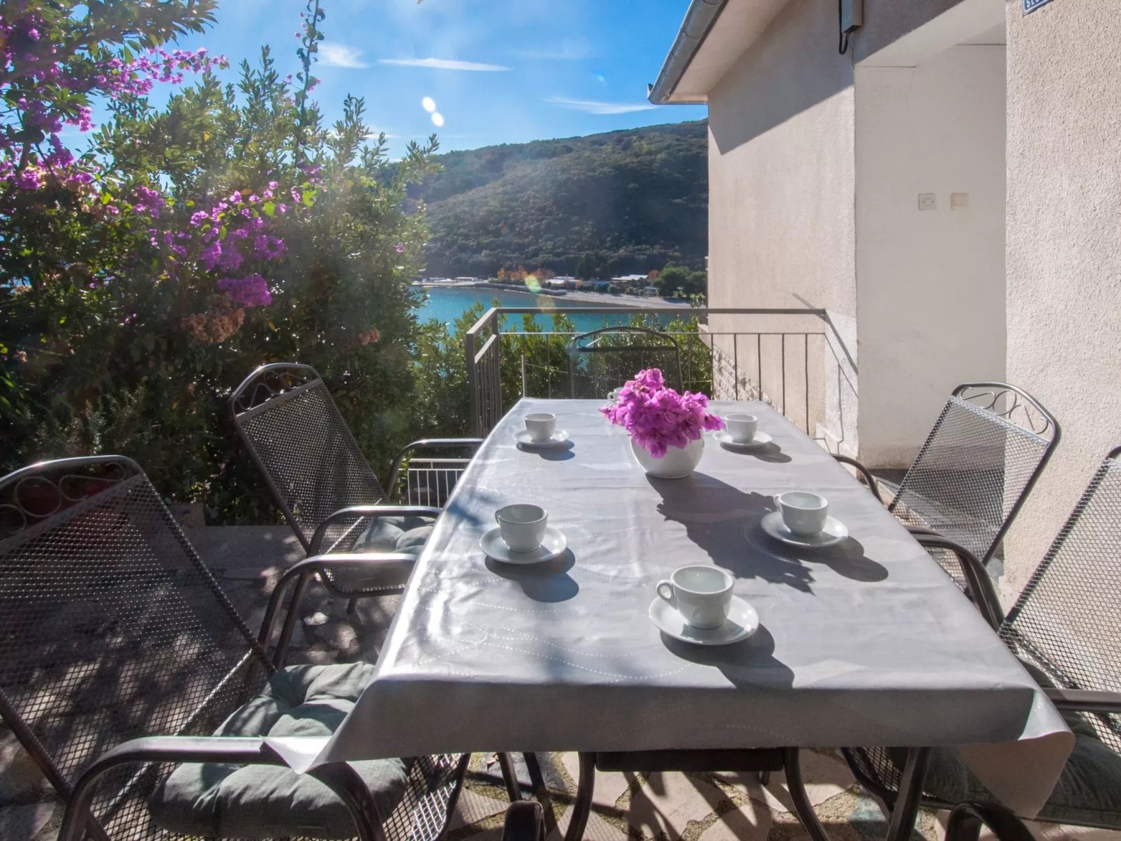 Drei-Zimmer-Wohnung Rita, in der Nähe des Strandes-Buiten