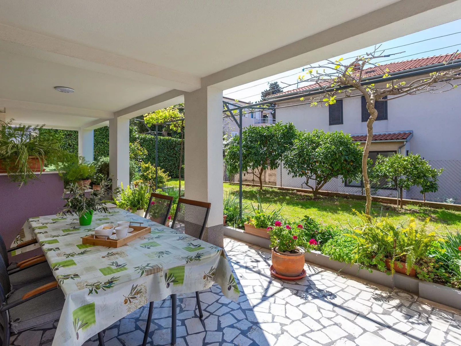 "Appartement Perka No.1"-Buiten