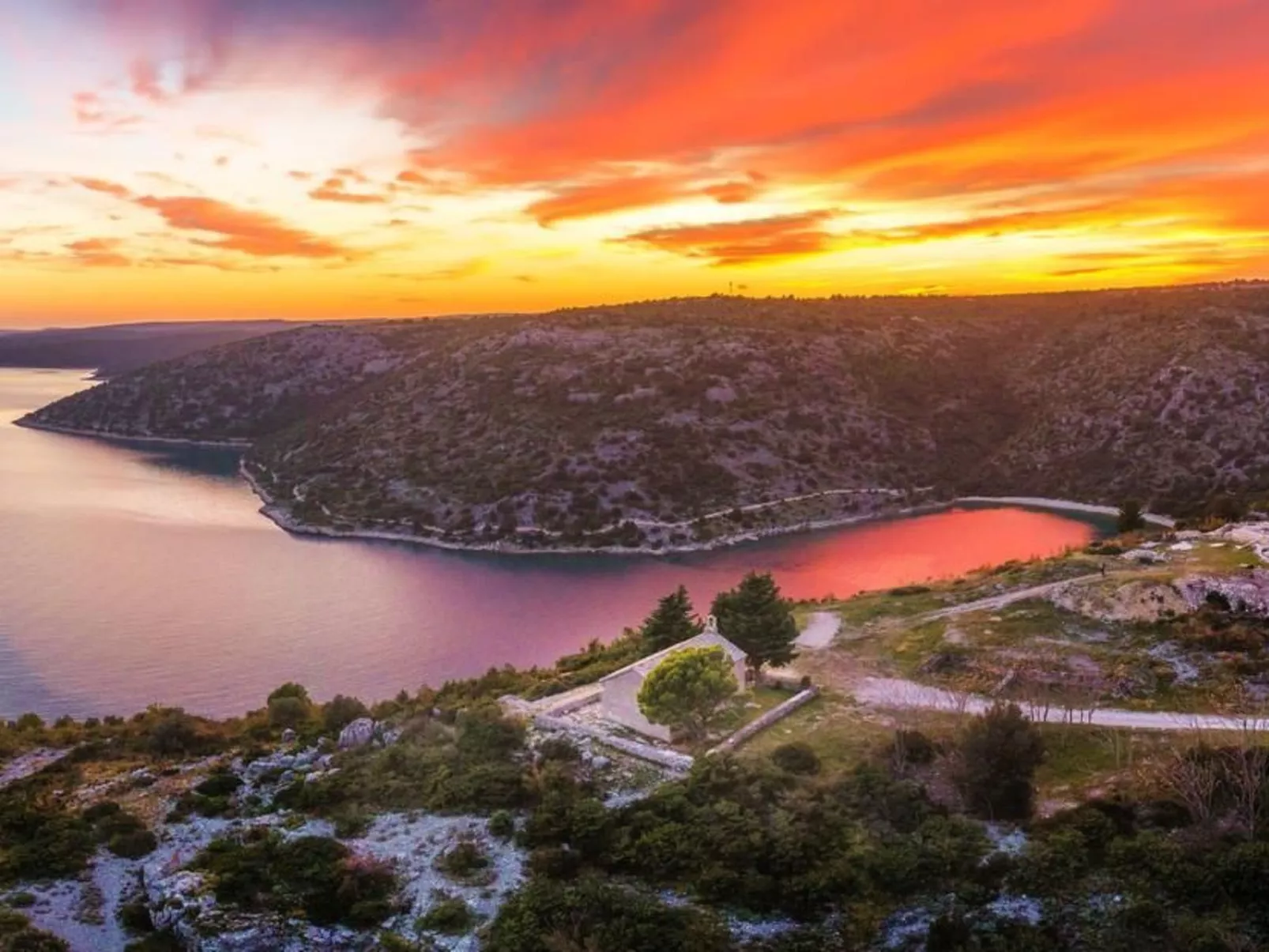 Beach House IVE, romantische Flucht, Jacuzzi, Pool, Meer-Buiten