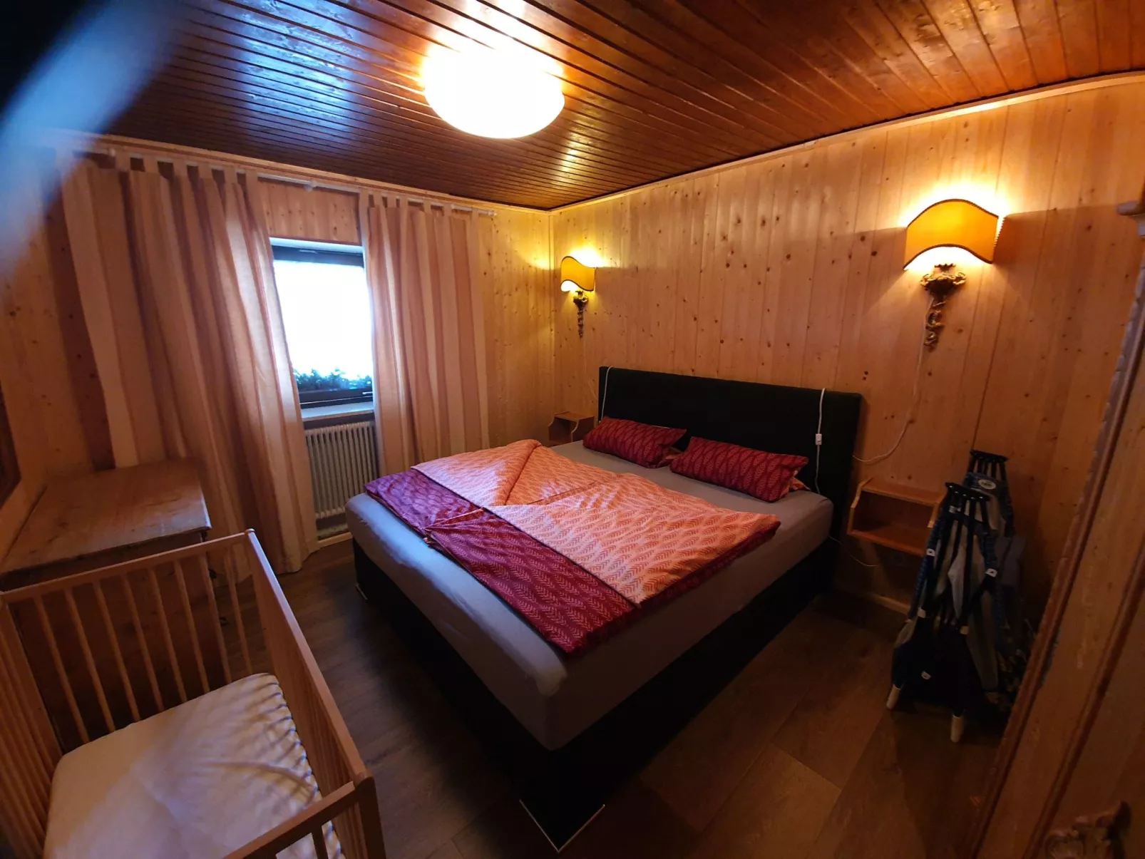 In Glashütt mit Finnischer Sauna-Binnen