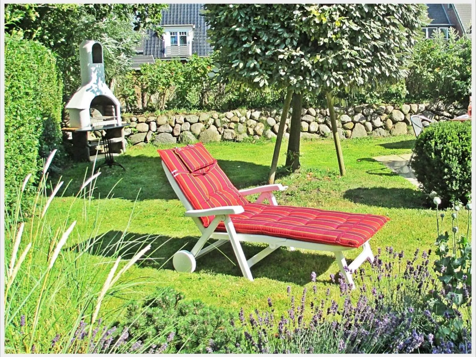 Appartement in Westerland mit Großem Garten-Buiten