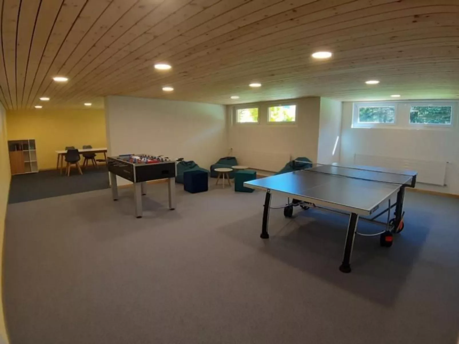 Relaxing Holidays-Binnen