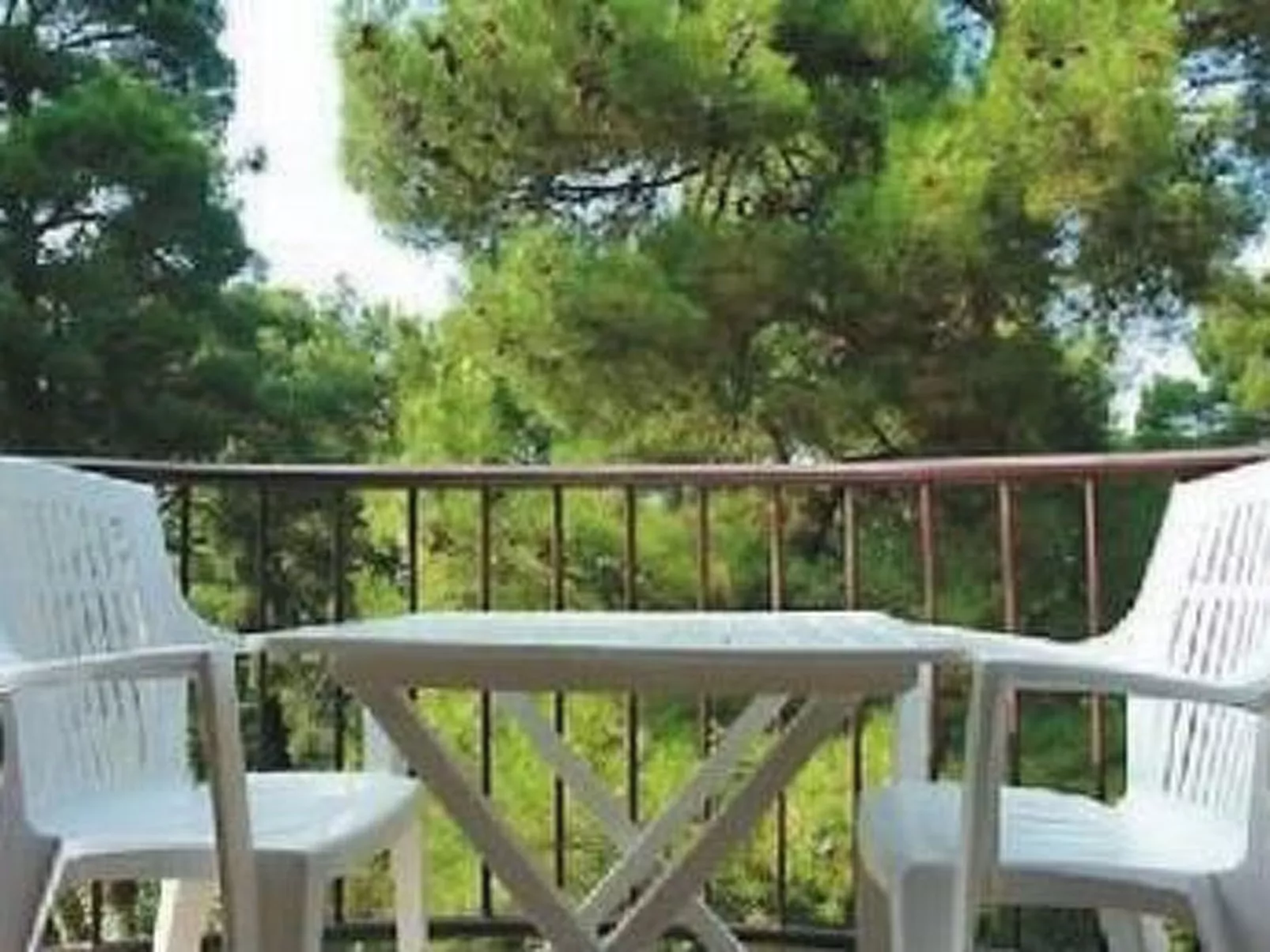 In Buje mit Barbecue-Buiten