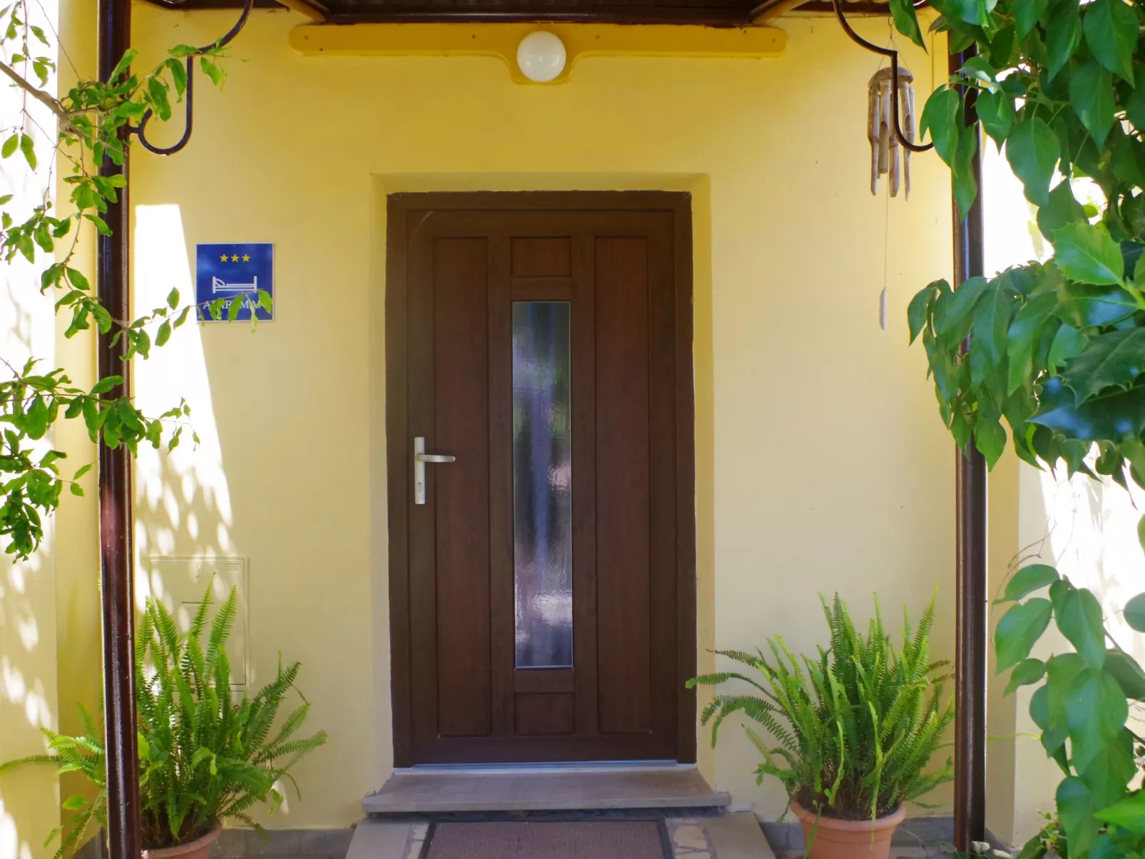 Wohnung in Pješčana Uvala, 500 m vom Strand entfernt-Buiten