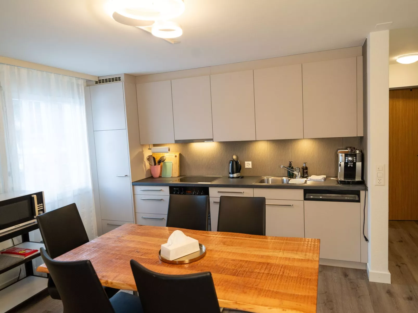 Gina's Apartment - Nähe zu See und Berge-Binnen