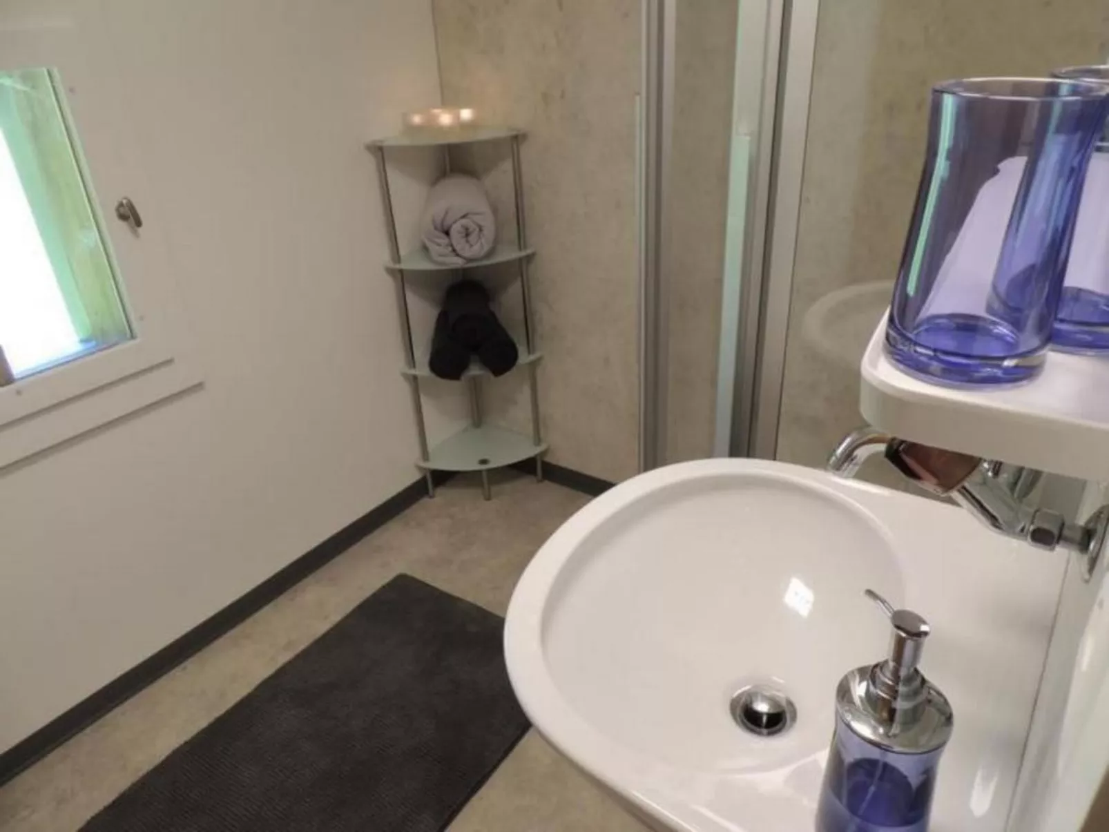 Lengwald "Hiisli"-Binnen