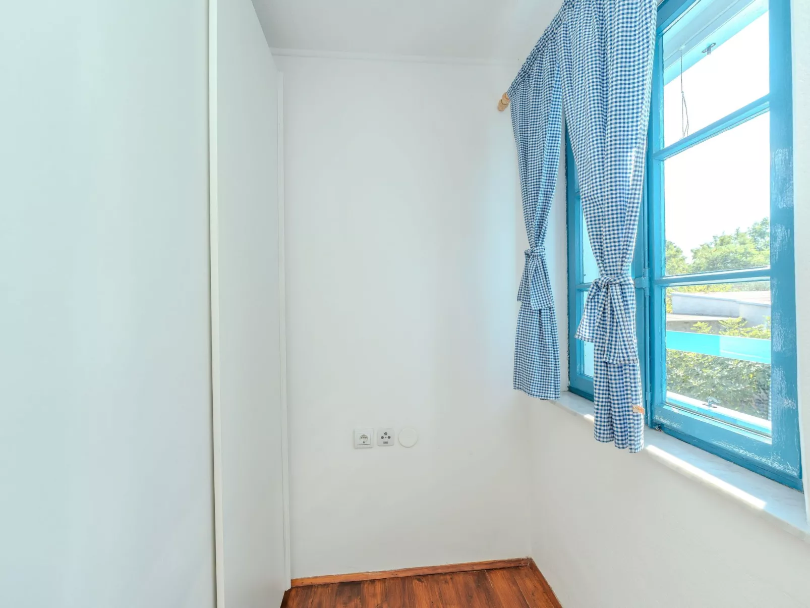 Heritage Stone House -T.A Leut Agency-Binnen