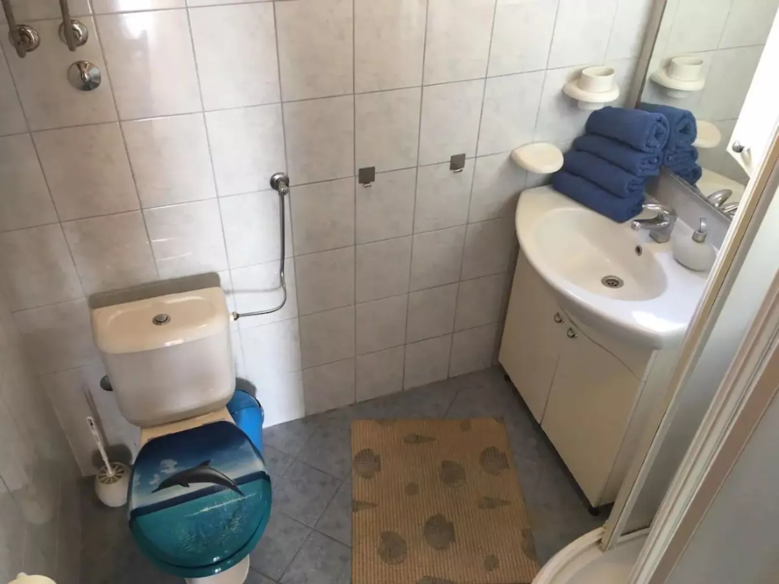 4-Schlafzimmer-Wohnung mit privatem Pool-Binnen