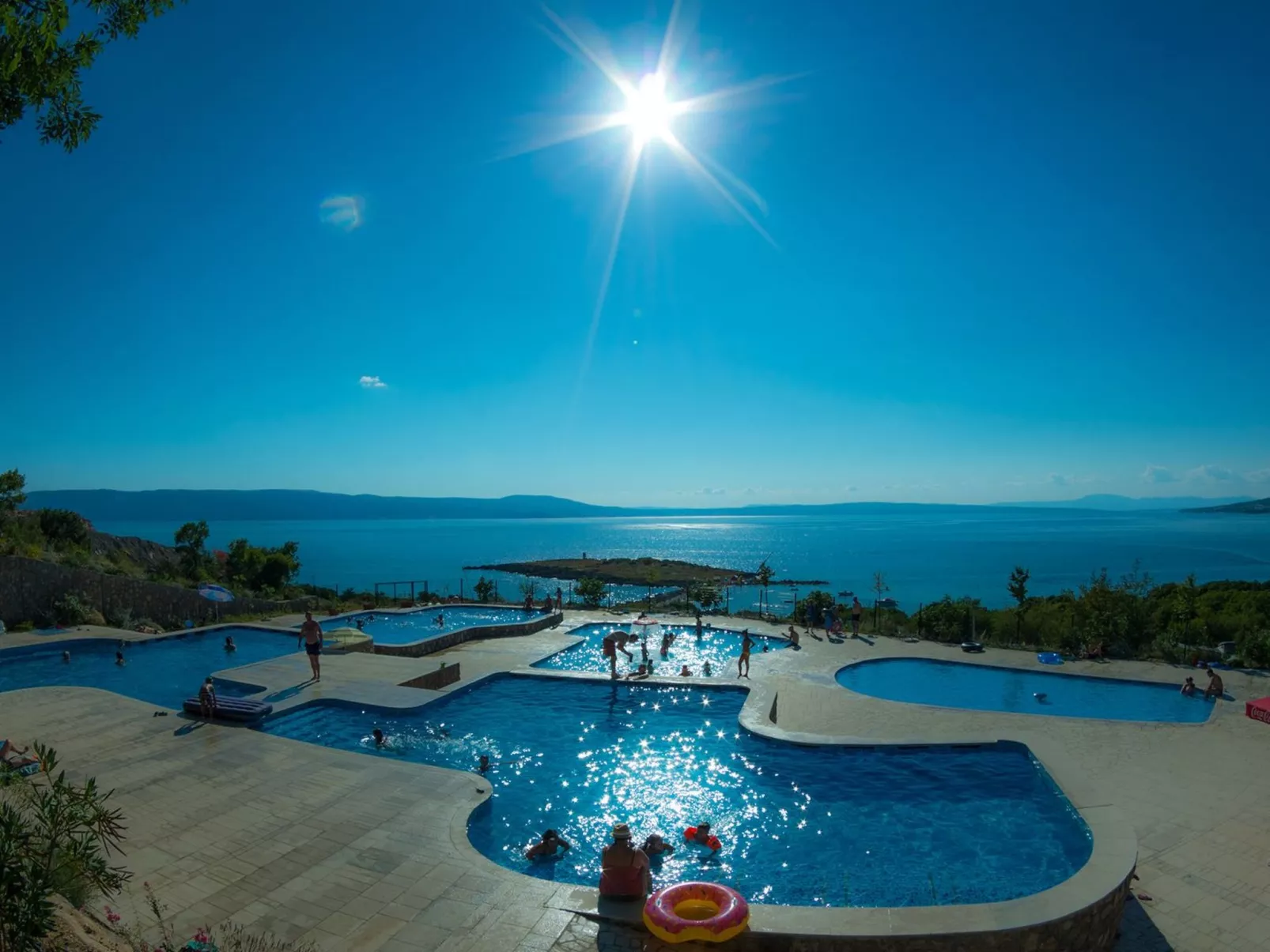 Mobilheim für 4 Erwachsene und 2 Kinder-Image-tags.info