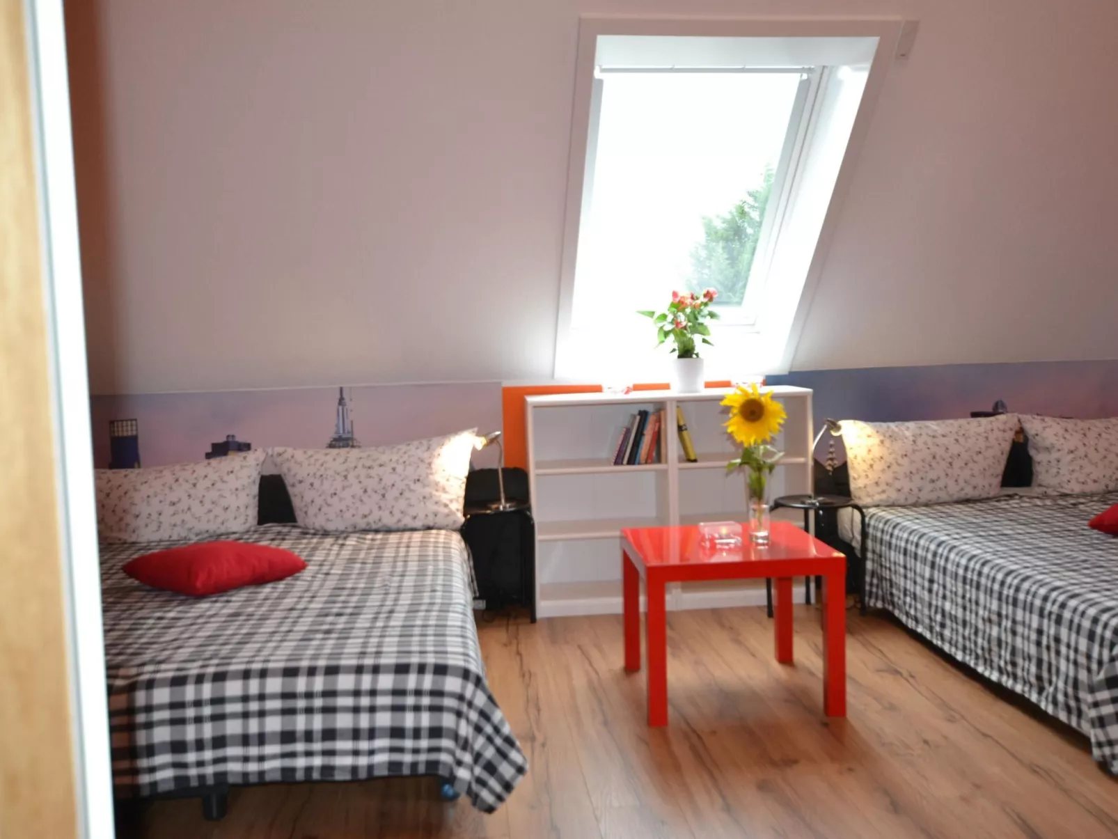 Großzügige Ferienwohnung mit Terrasse-Binnen