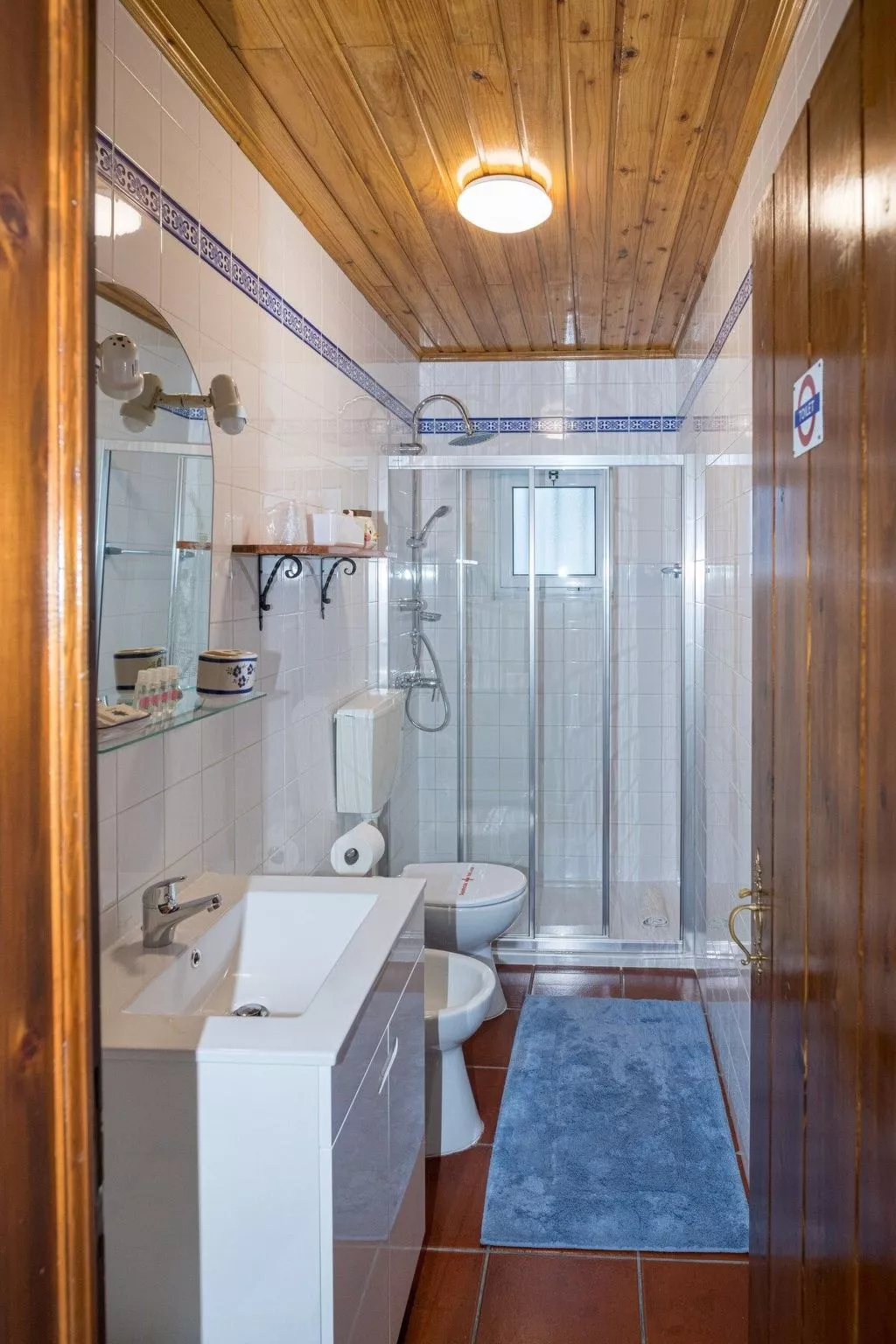 Warmwasser Haus 1-Binnen