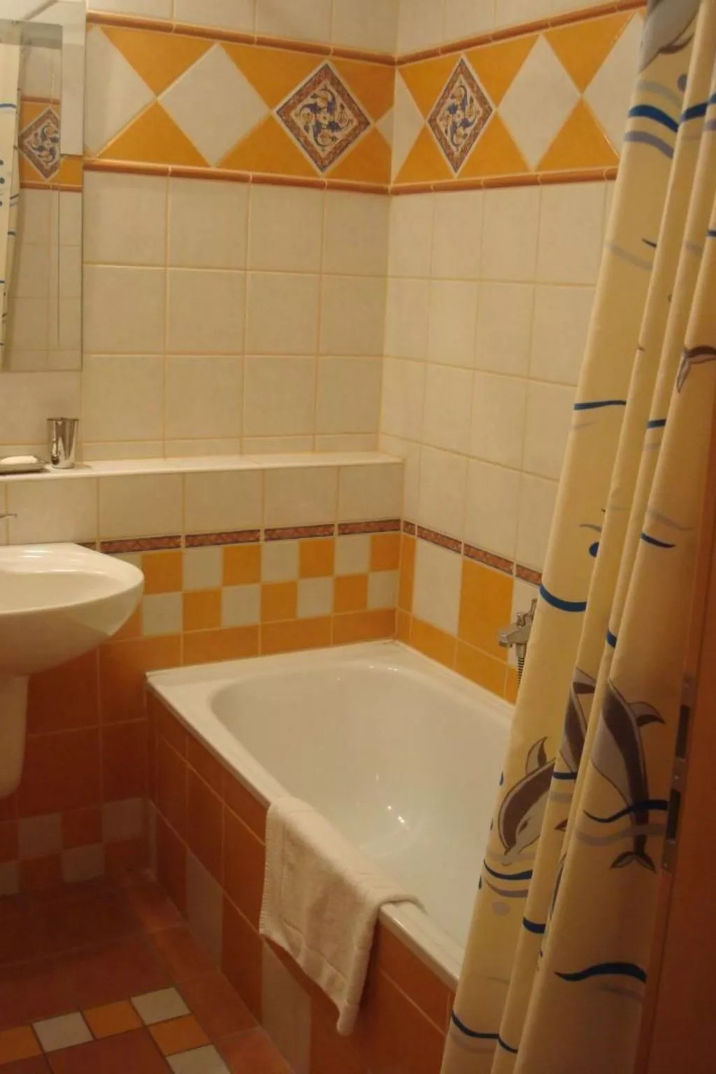 "Júlia" mit eigenem Balkon-Image-tags.info