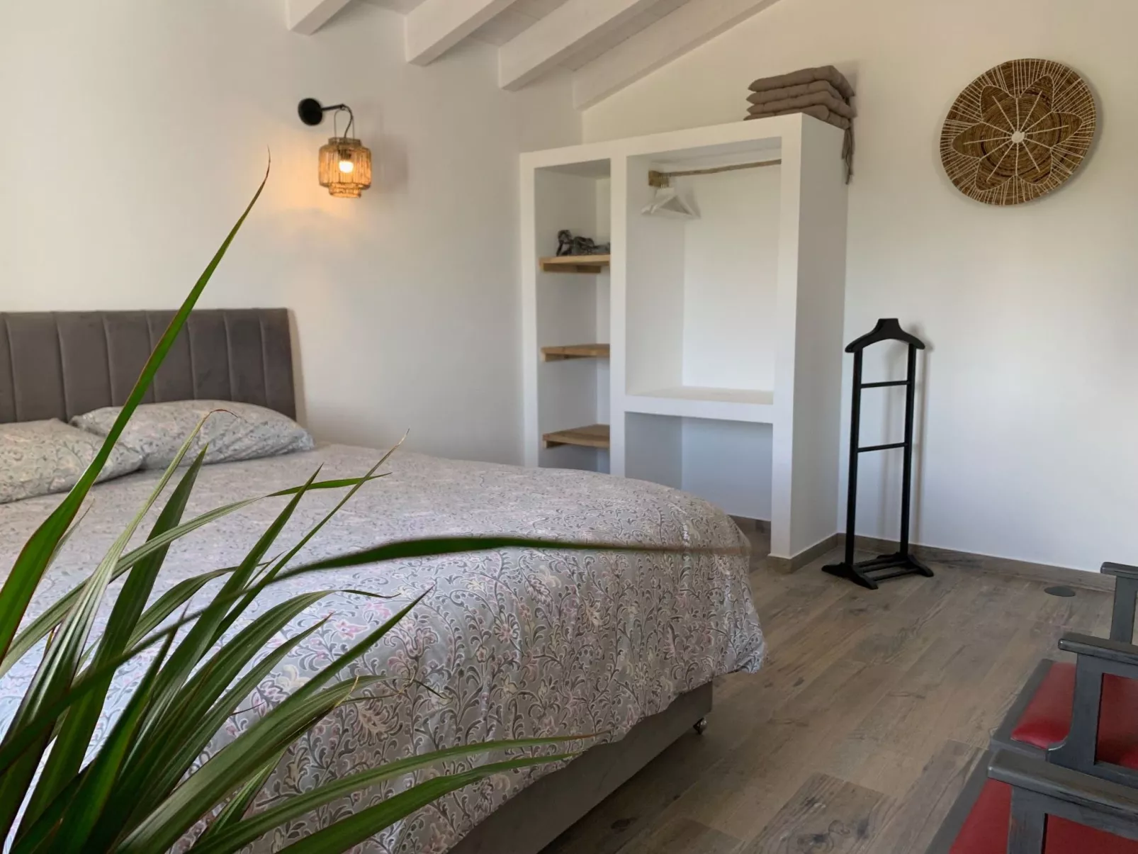 Auf dem Lande in der Nähe des Strandes-Binnen