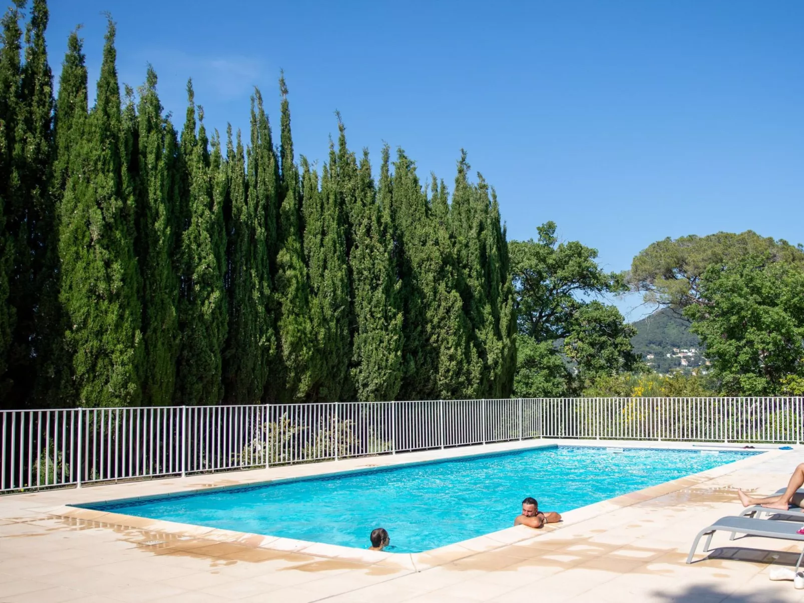 Gîte im Herzen der Weinberge, Terrasse mit atemberaubendem Blick auf das Meer, - Buiten