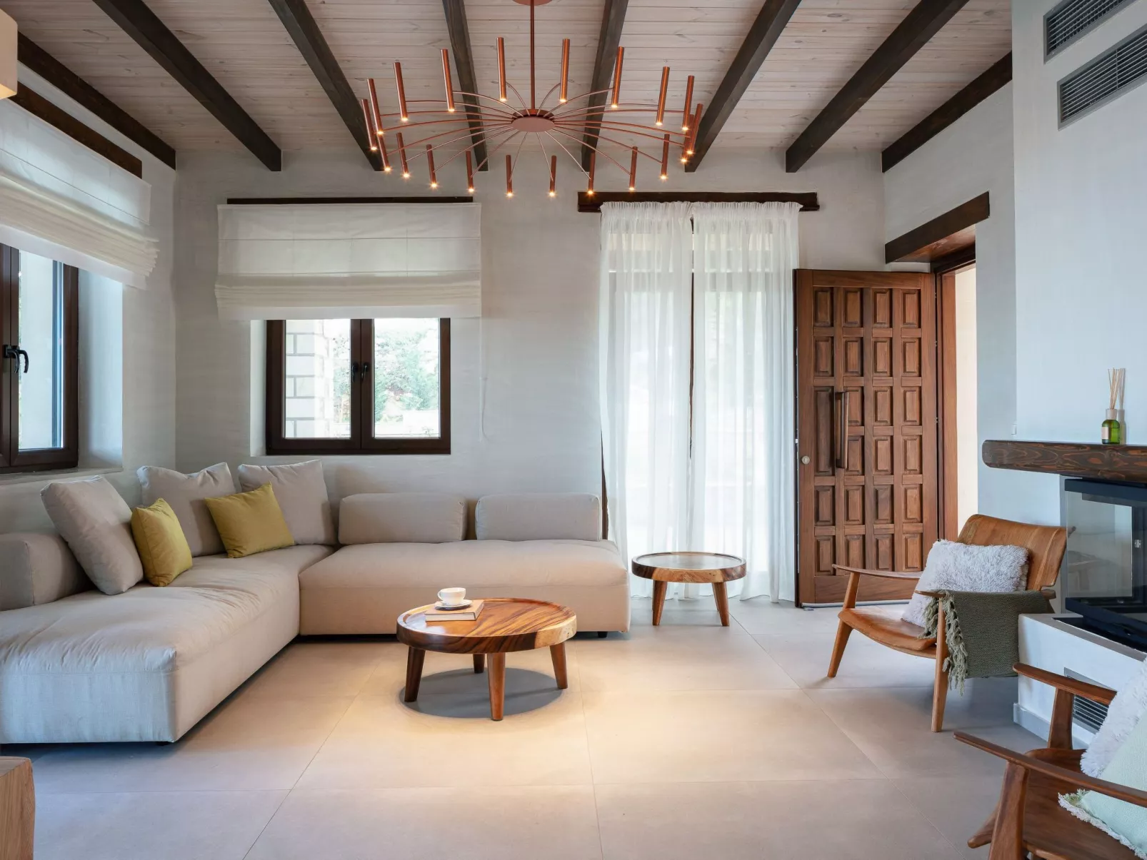 Brandneue Villa mit Meerblick, privatem Pool und Ping Pong-Binnen