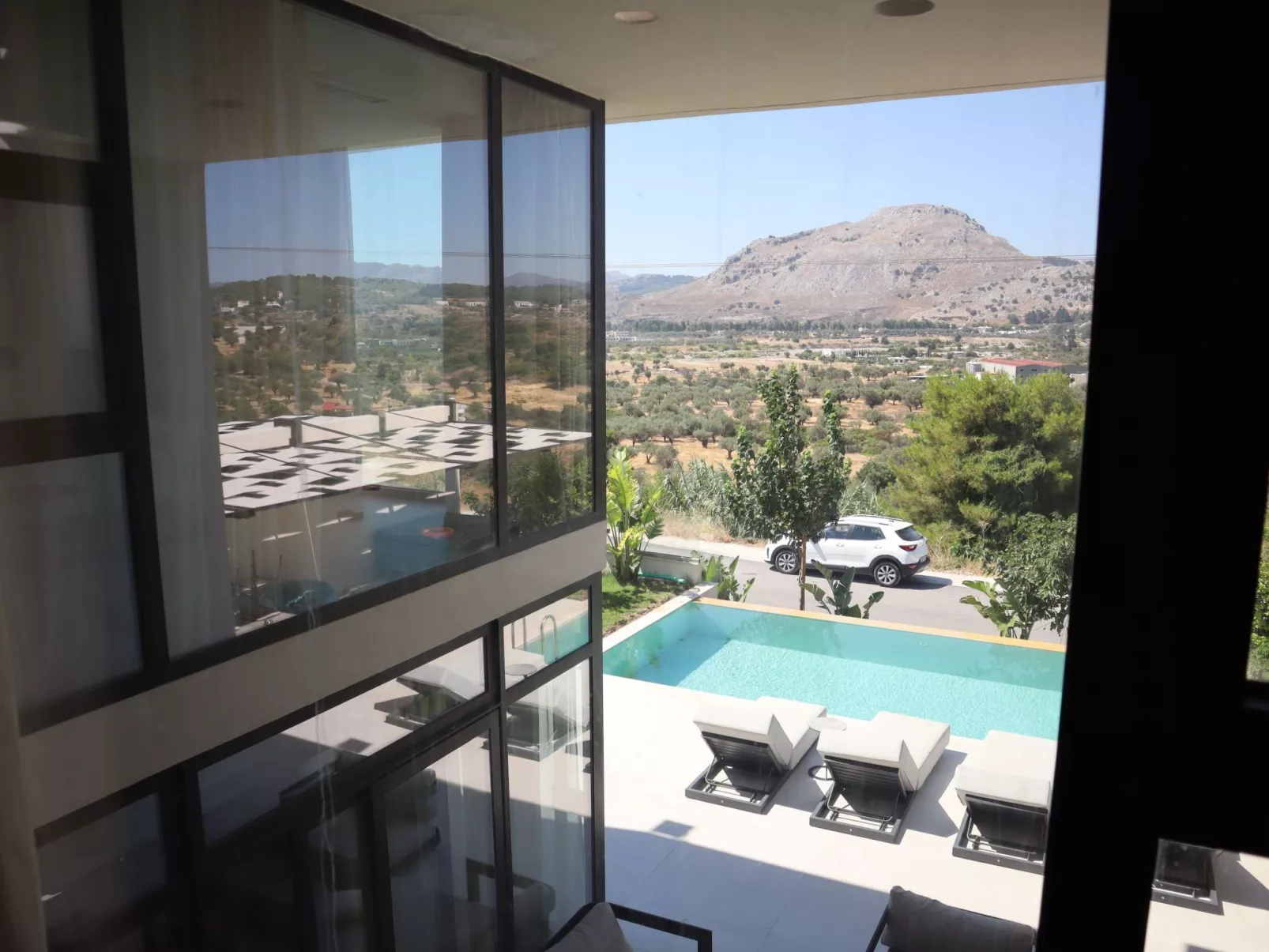 Trapezia Luxury Living -Garnet-Buiten