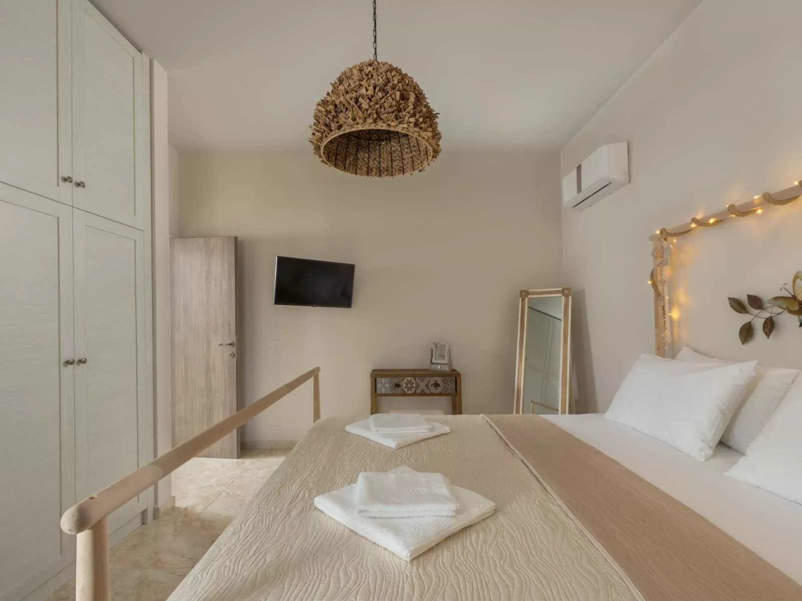 Geräumige Villa Evelyn für 10 Personen mit Pool-Binnen