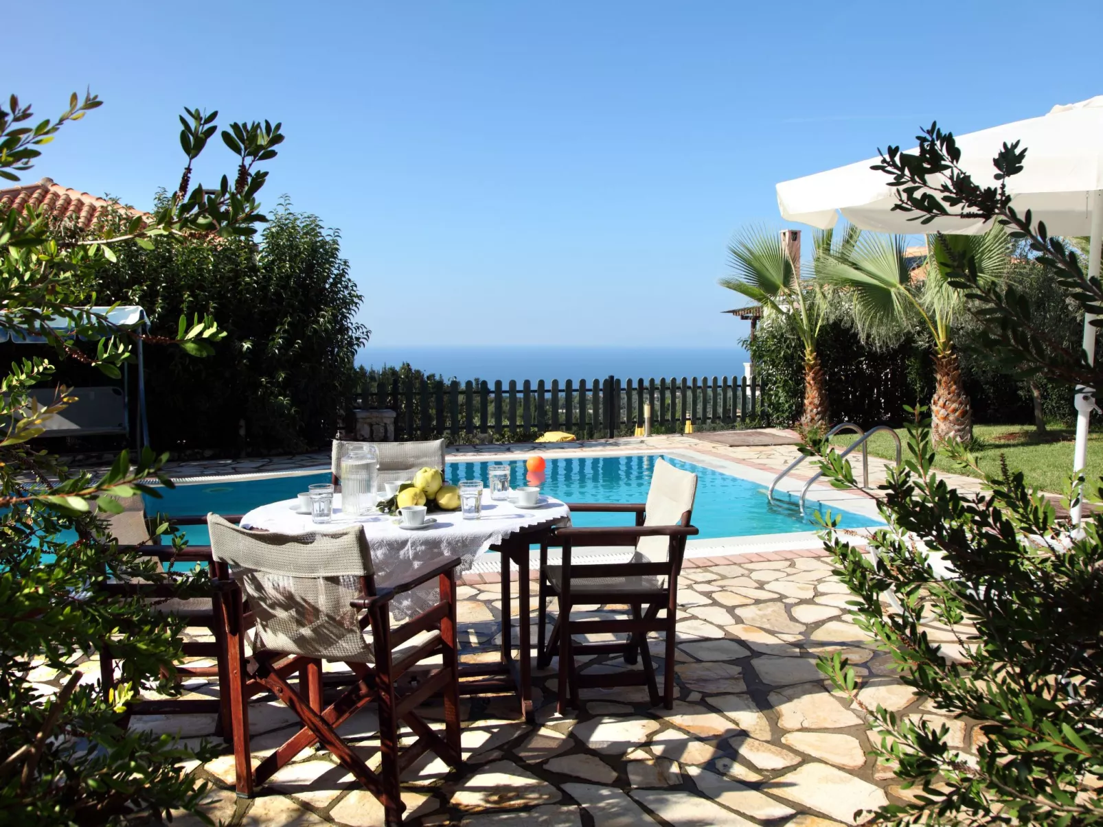 Für 6 Personen und 2 Kinder auf Lefkada-Buiten