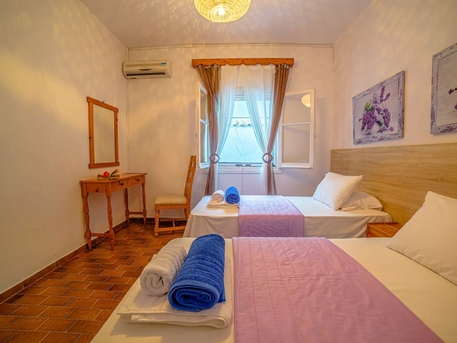 In Nisaki mit Pool-Binnen