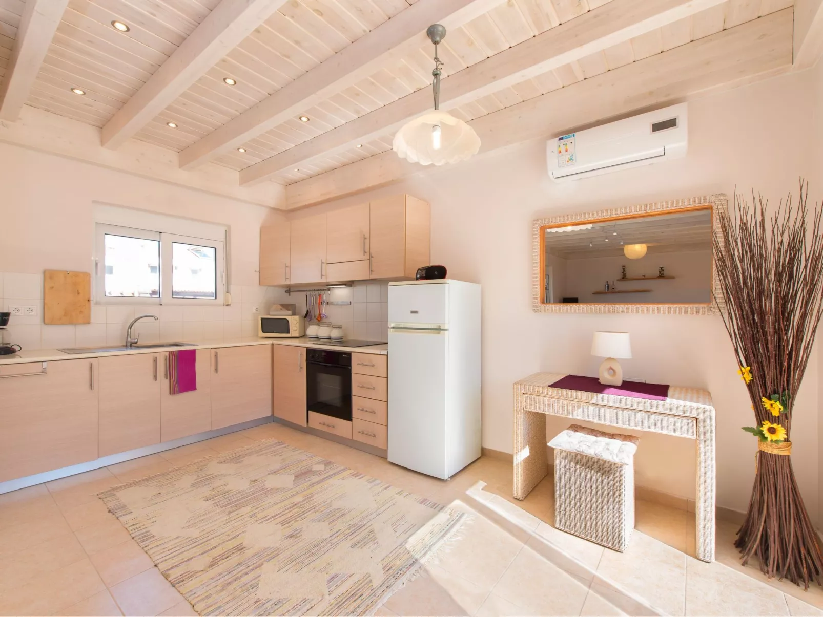 In Kolympia mit privatem Garten - Binnen