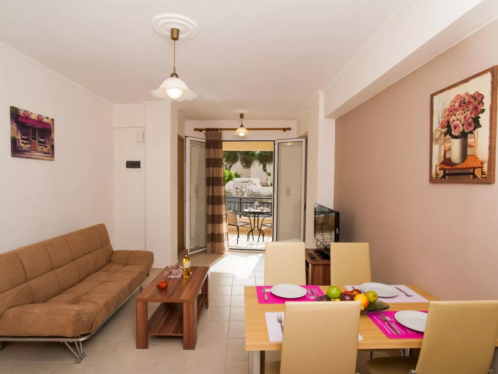 Mit Balkon für 3 Personen - Binnen