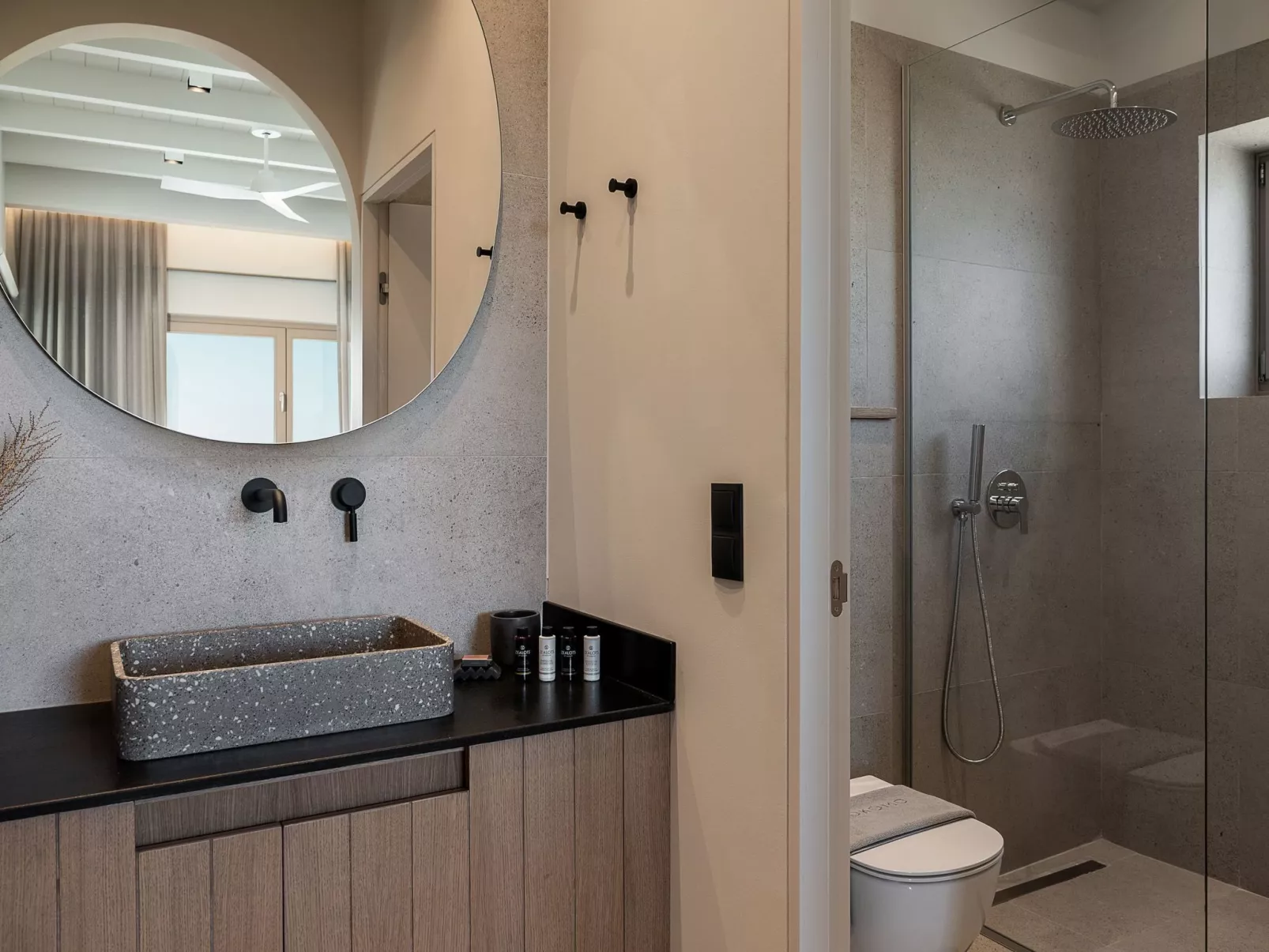 "Kokomo Aura" mit eigenem Pool-Binnen