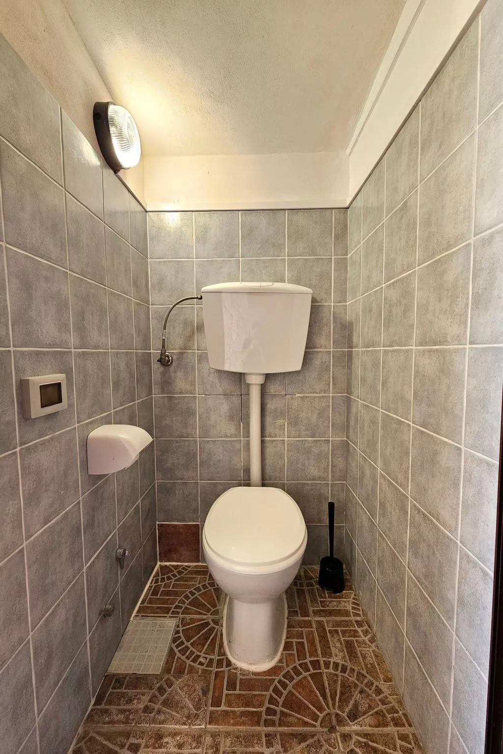 Helle mediterrane Villa mit Veranda und Garten-Binnen