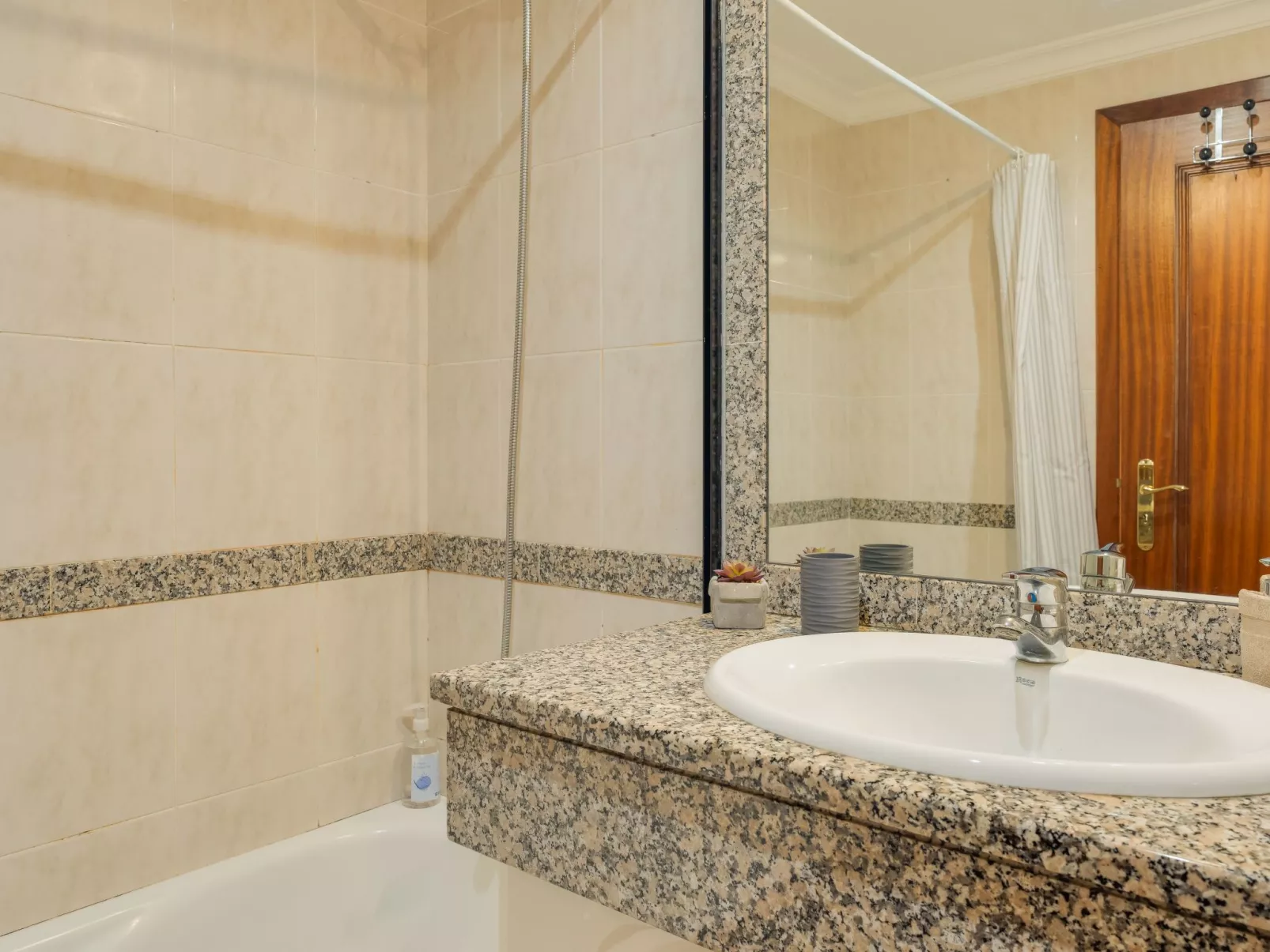 Steven Wohnung bei Holiday Rental Madeira-Binnen