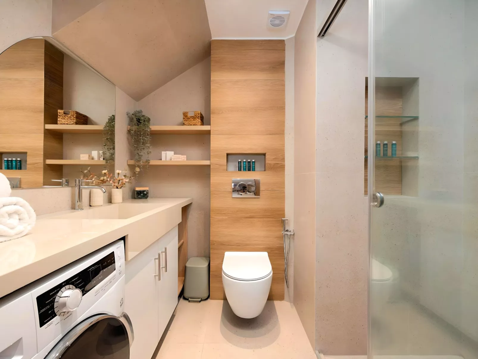 Hidden Gem Villa Pool und Jaccuzzi-Binnen