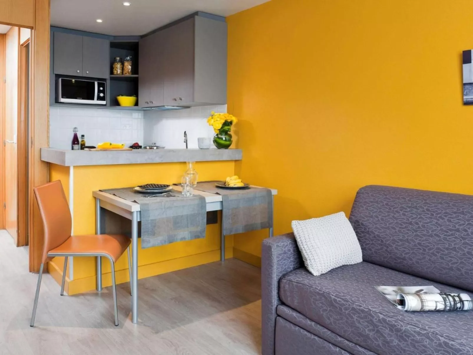 Wohnung mit Privatparkplatz-Binnen