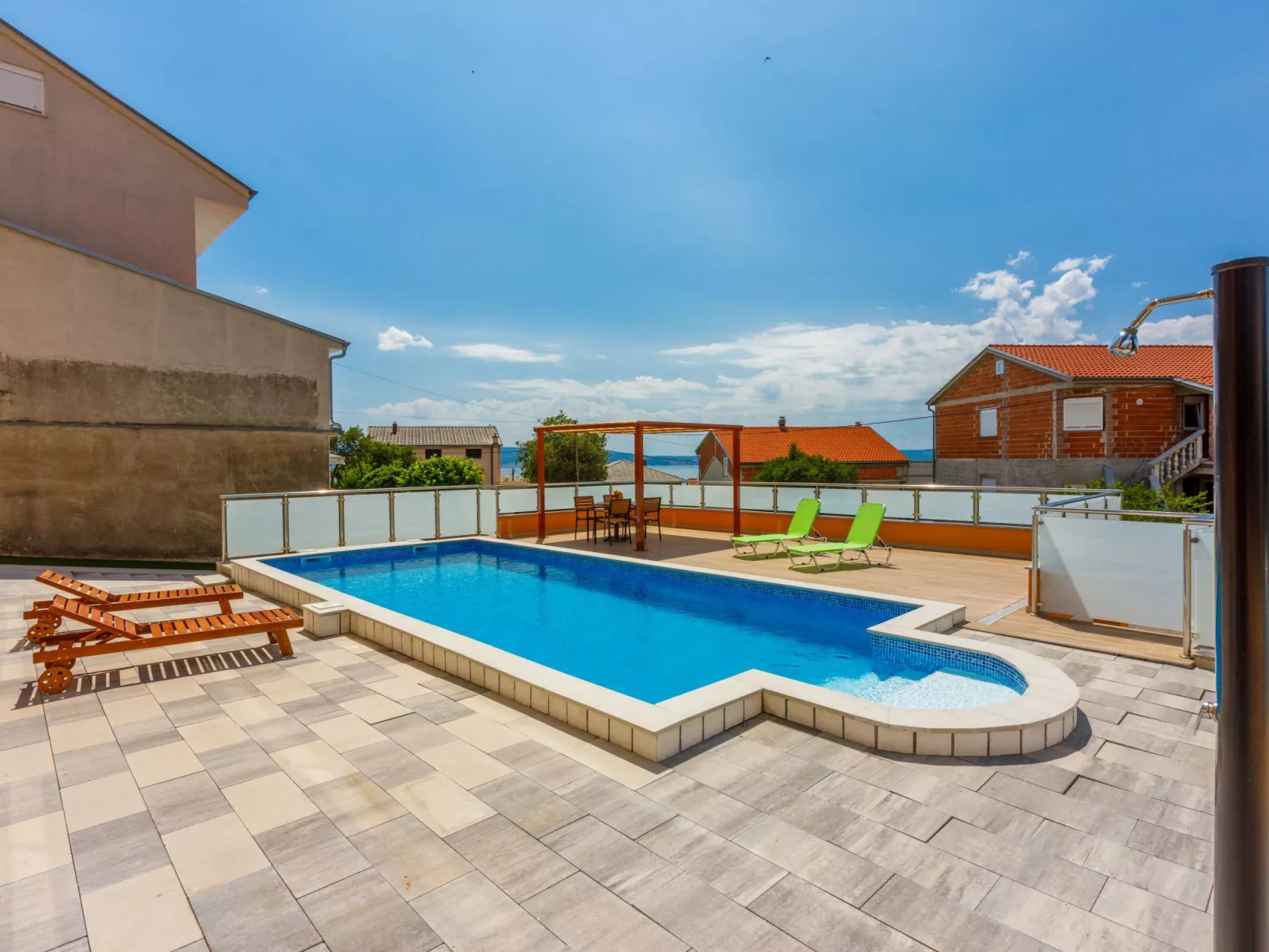 "Kauric" mit Gemeinschaftspool-Buiten