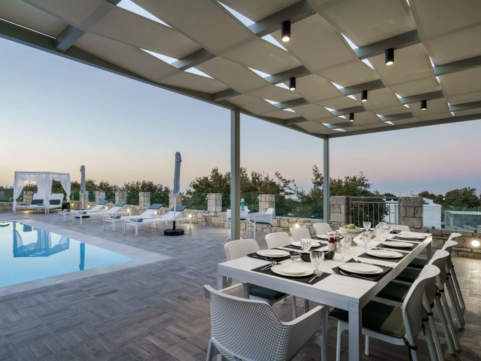 Ferienvilla "Oak Luxury" mit eigenem Pool-Binnen