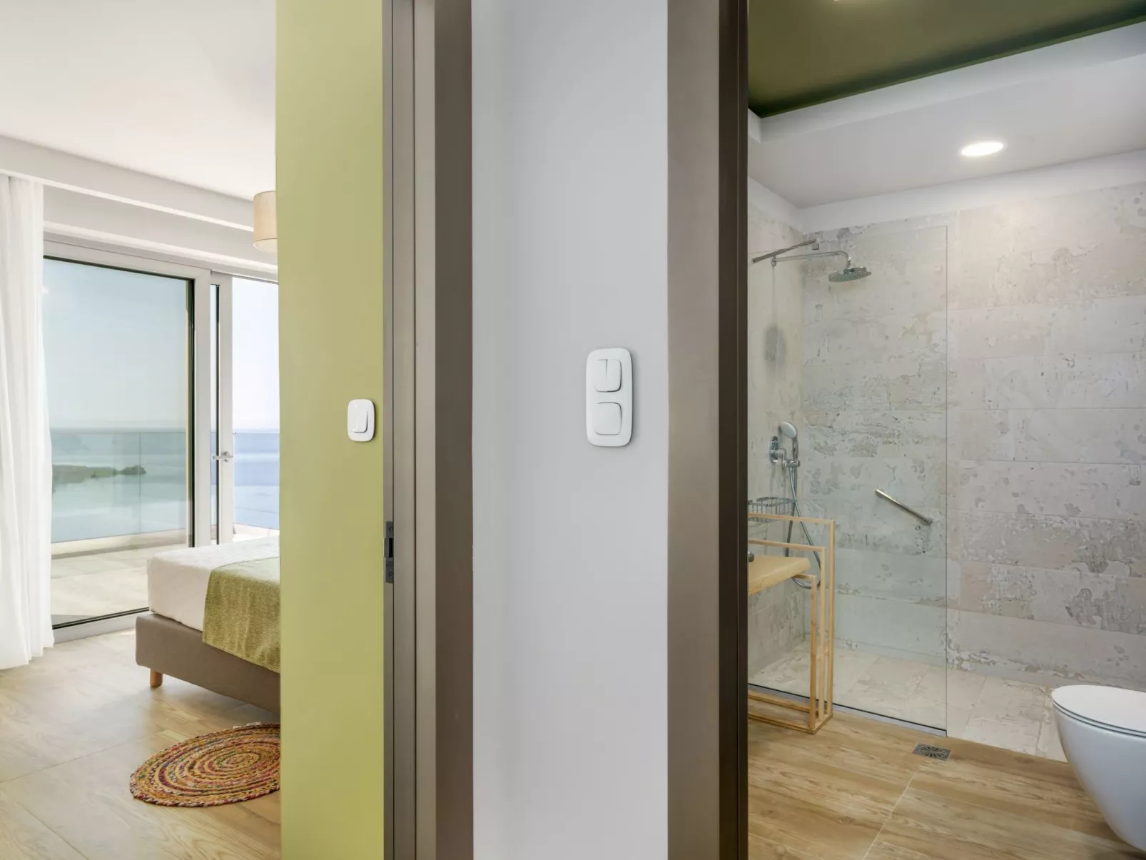 Neue Villa mit privatem Pool und BBQ, 2.5km zum Strand-Binnen