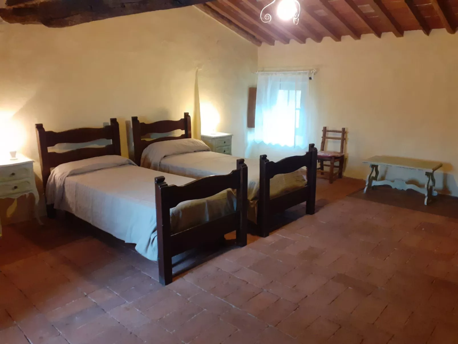 'Graceland' mit Garten und Terrasse-Binnen