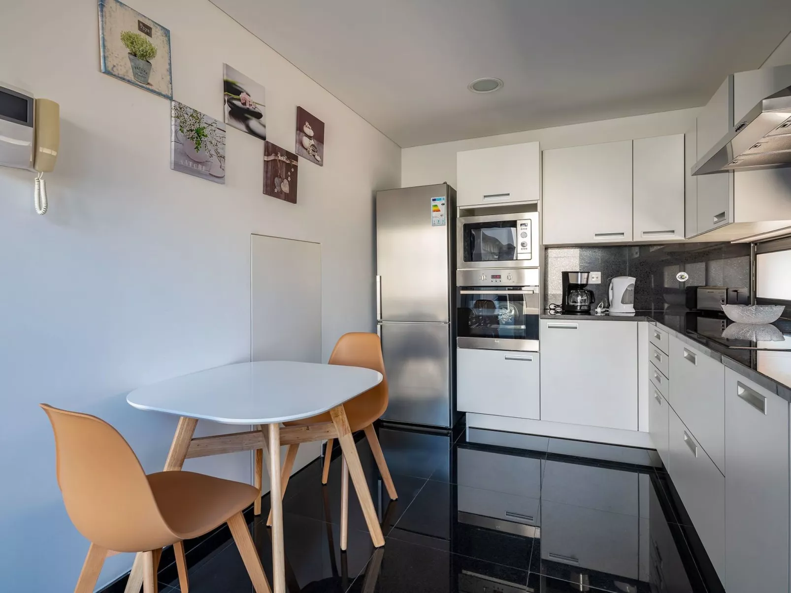 Villa Quinta Nogueira IV-Image-tags.info