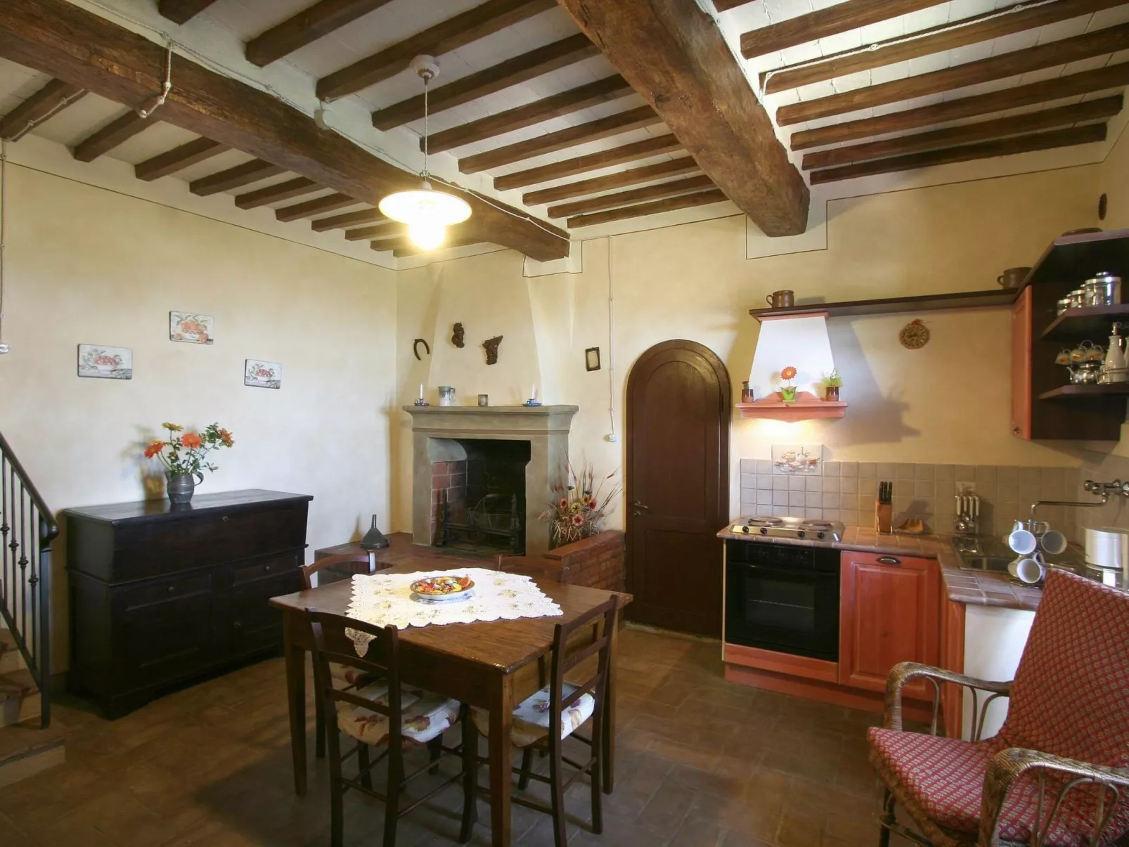 Ferienvilla 'Antica Pietra' mit eigenem Pool-Binnen