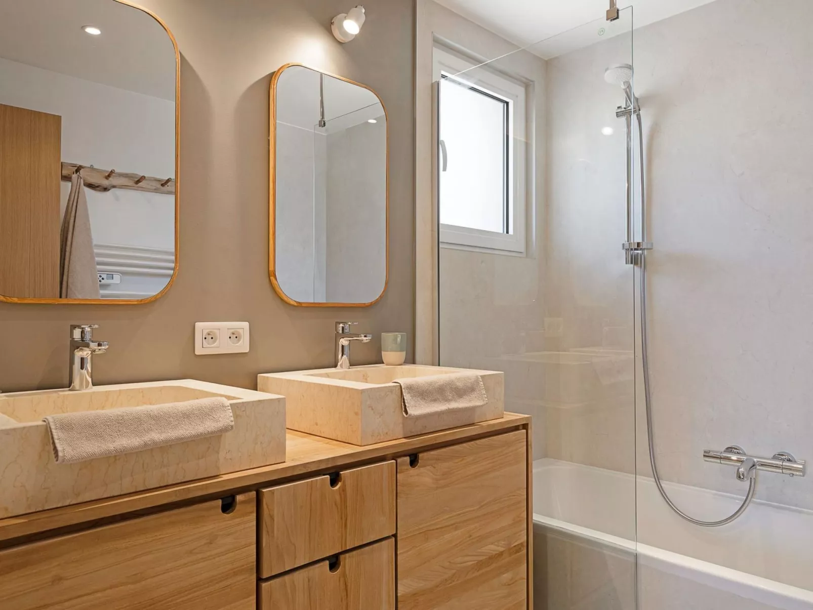 Villa Grimaud Strand-Image-tags.info