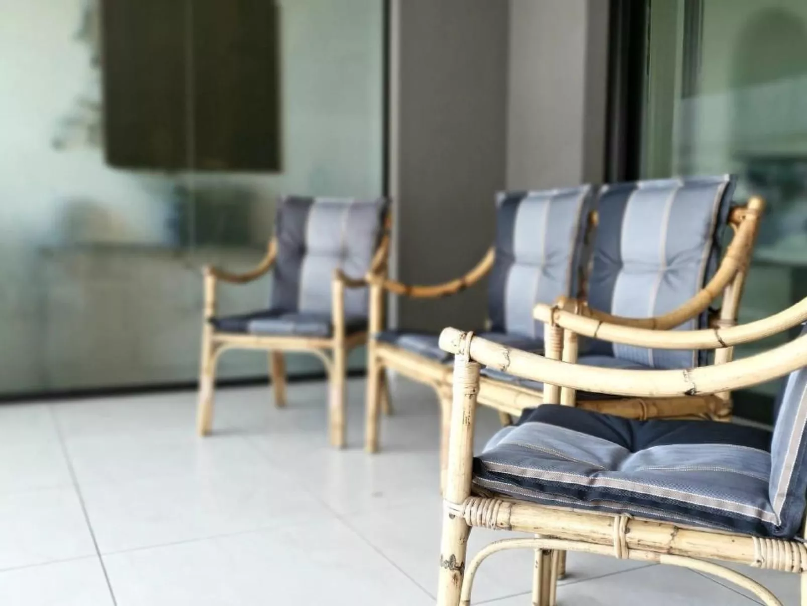 Modern mit atemberaubendem Seeblick Apt 406-Buiten