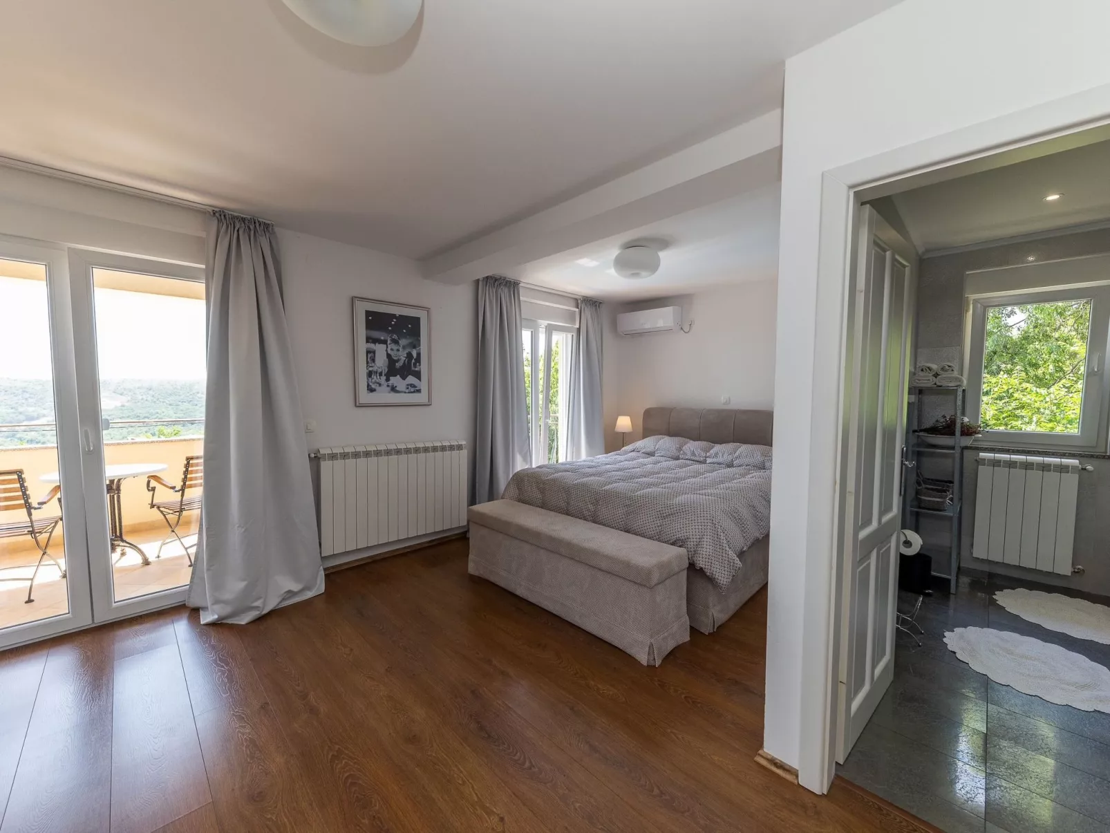 Ferienvilla mit privatem Pool-Image-tags.info