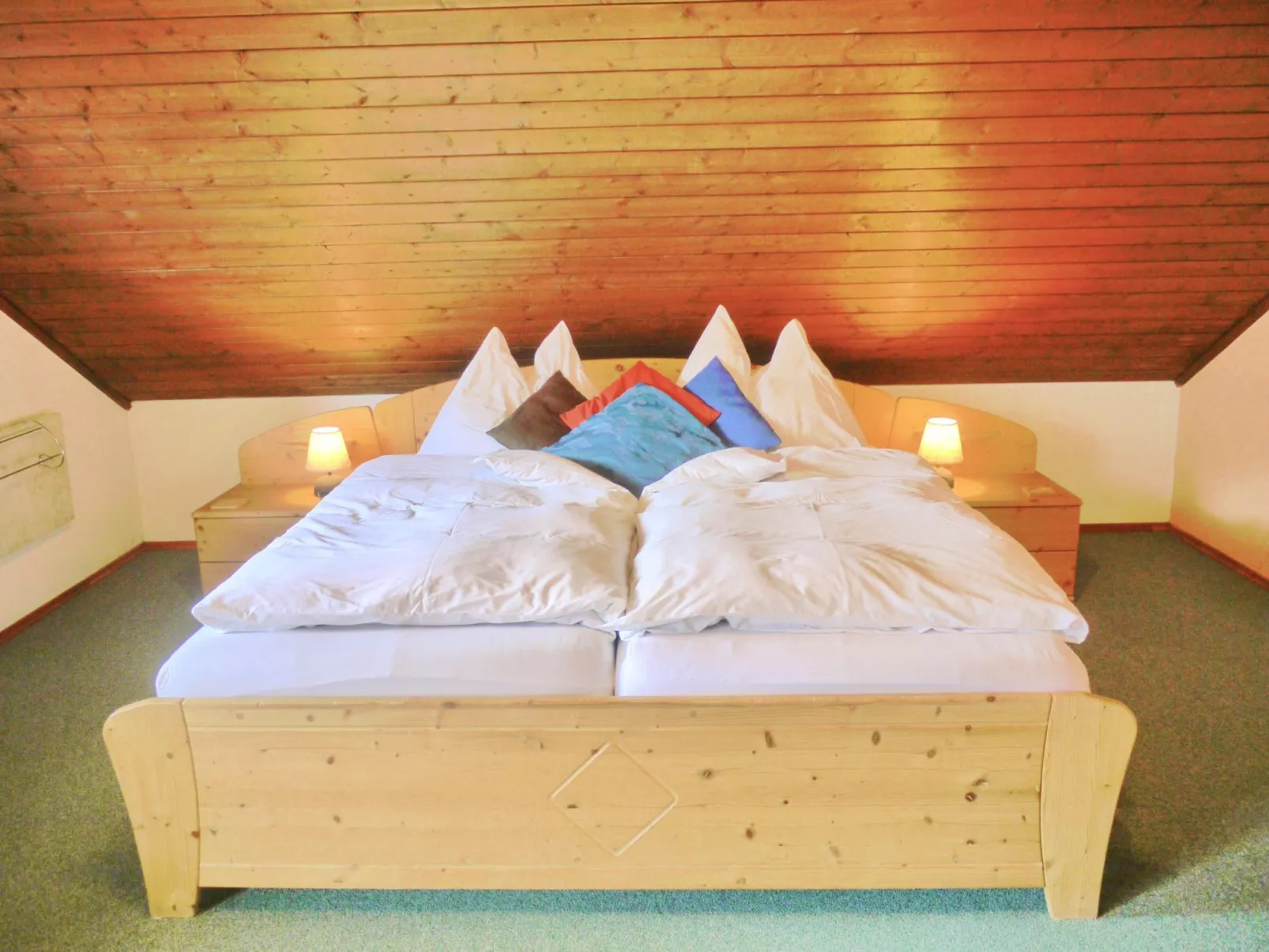 Wohl eingerichtete Wohnung mit eigenem Balkon-Image-tags.info