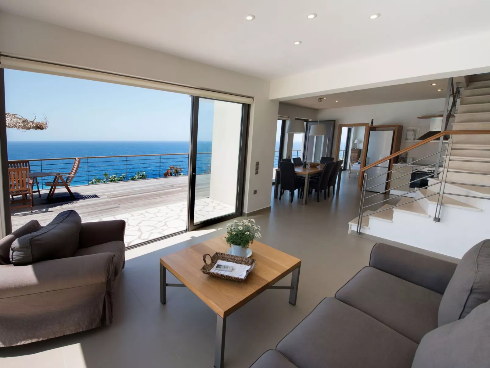 Schönes Haus in Lefkada mit privatem Pool und malerischer Aussicht-Binnen