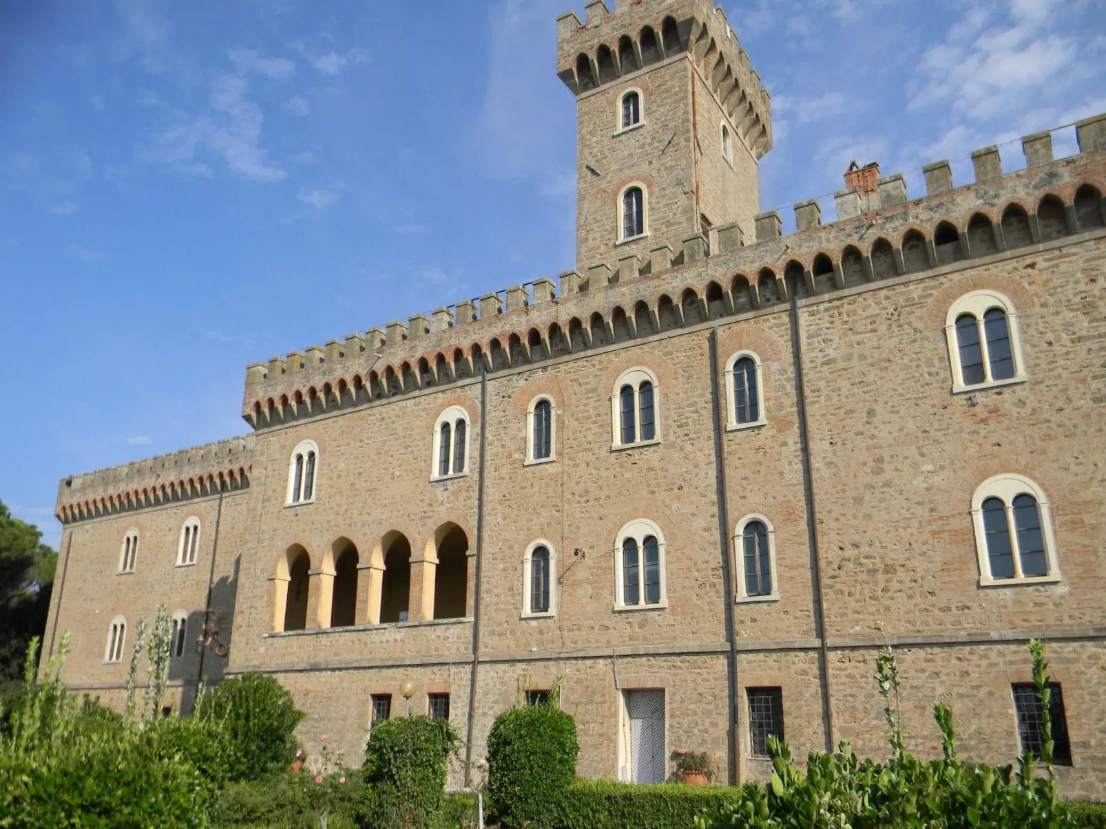 Wohnung mit Garten, Grill und Terrasse-Buiten